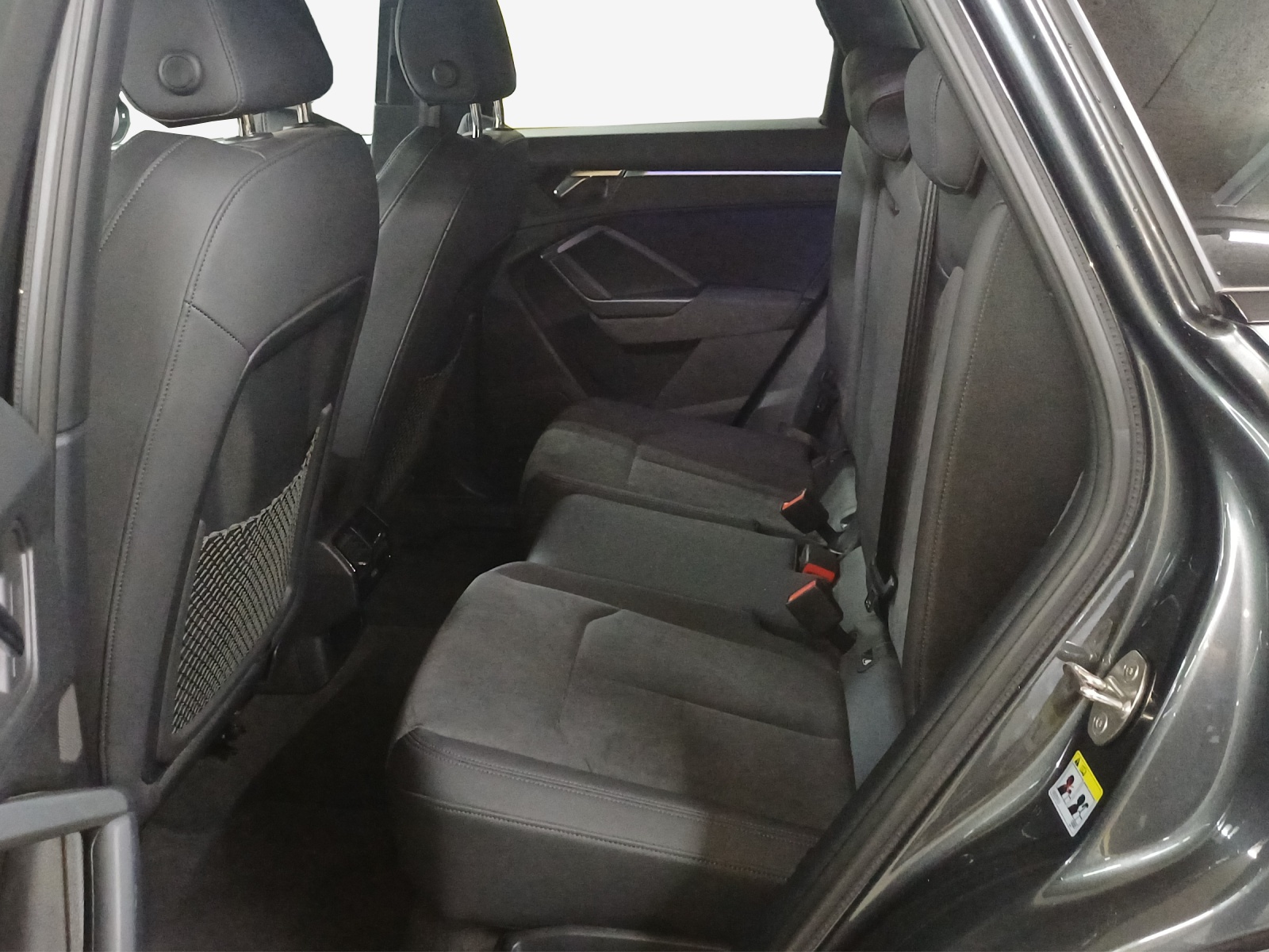 AUDI RS Q3 2.5 TFSI quattro S tronic-image-11