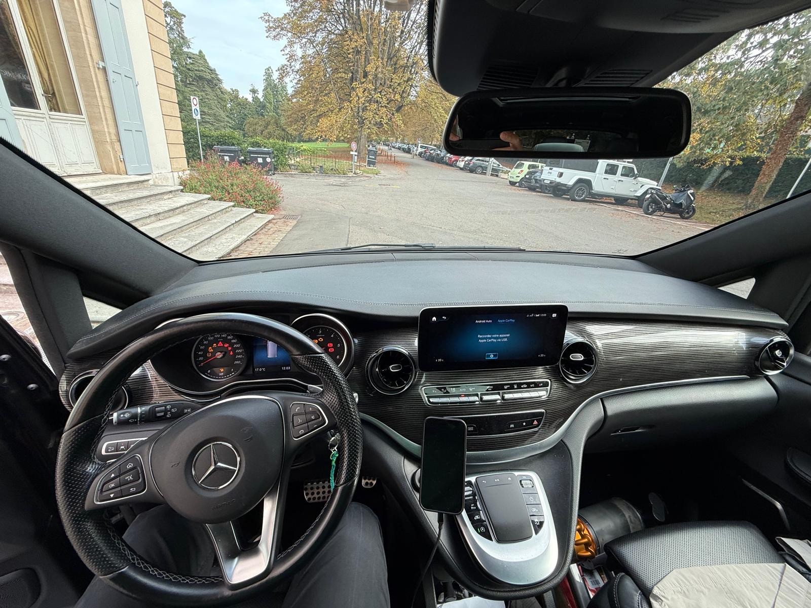 MERCEDES-BENZ V 300 d Swiss Ed. lang-image-4