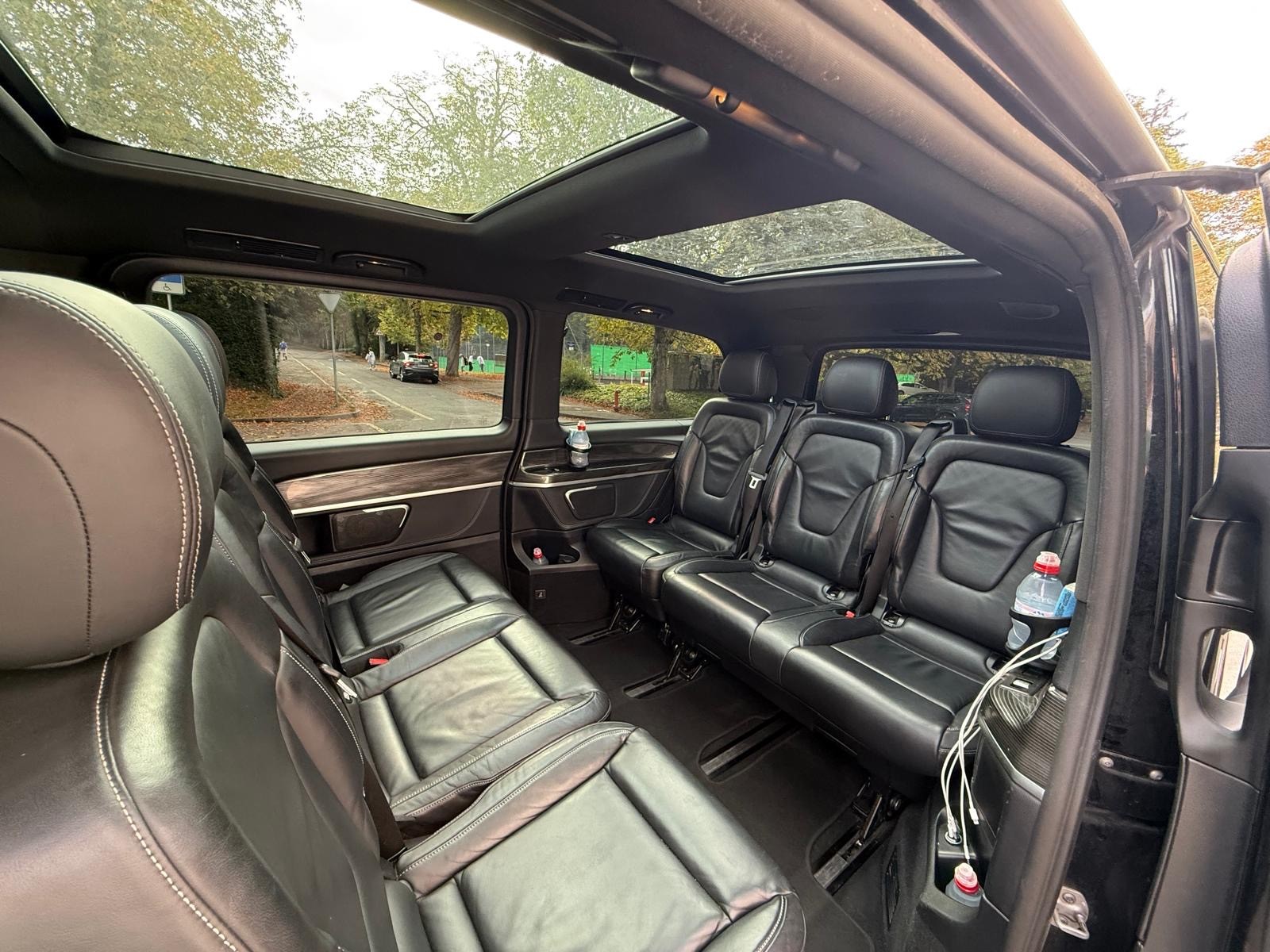 MERCEDES-BENZ V 300 d Swiss Ed. lang-image-3