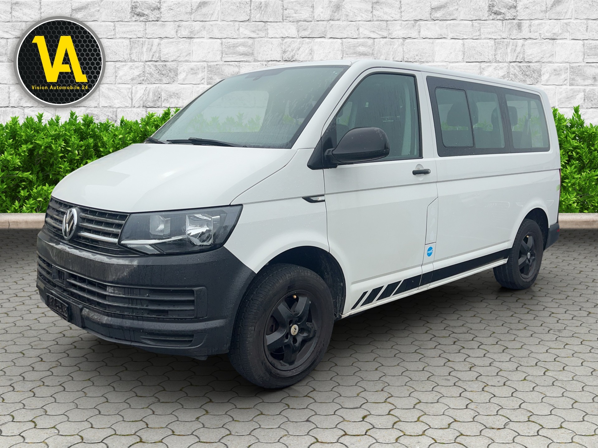 VW T6 2.0 TDI DSG 9 Places-image-1