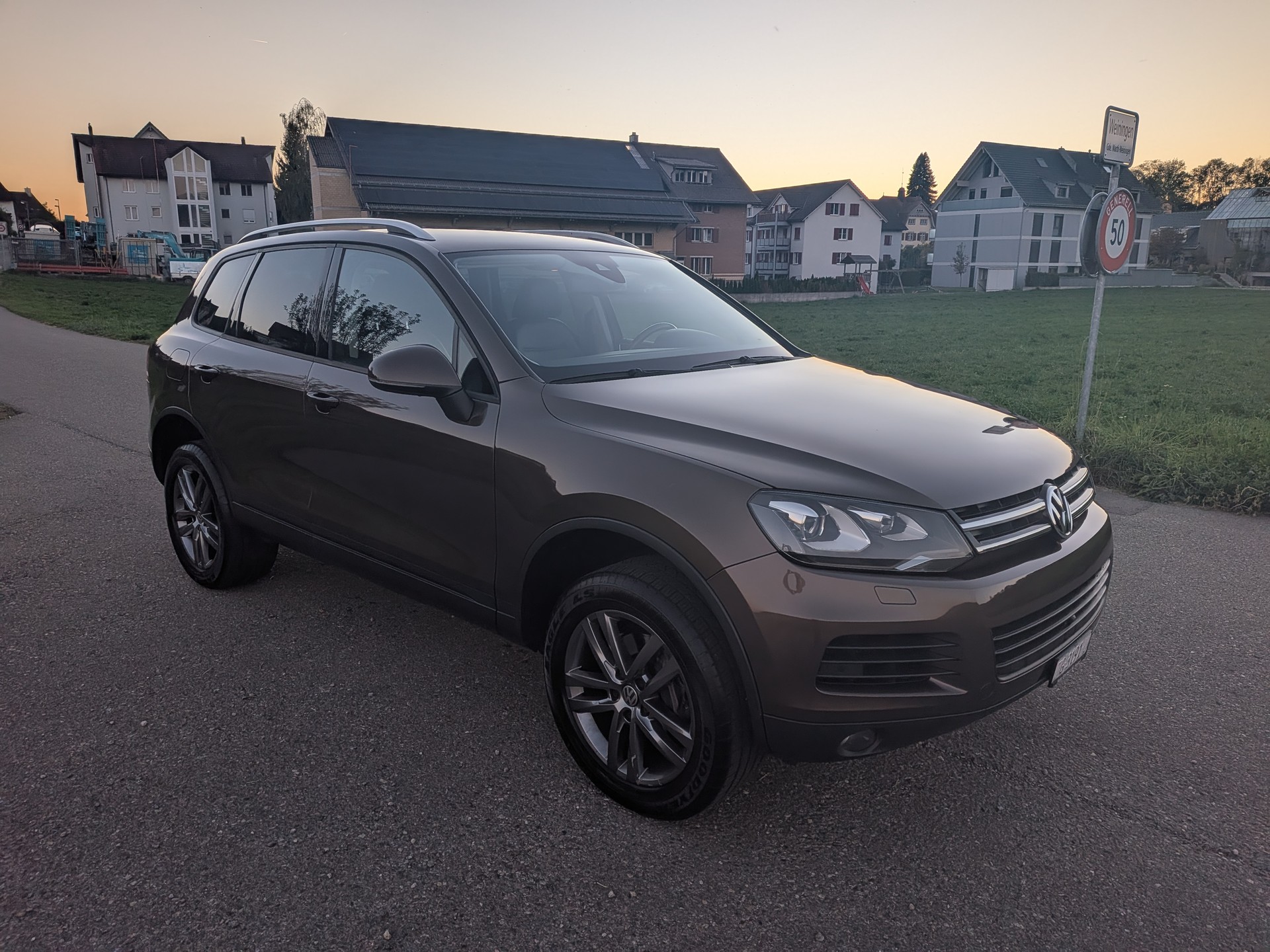VW Touareg 3.0 TDI BlueMotion Technology Tiptronic-image-1