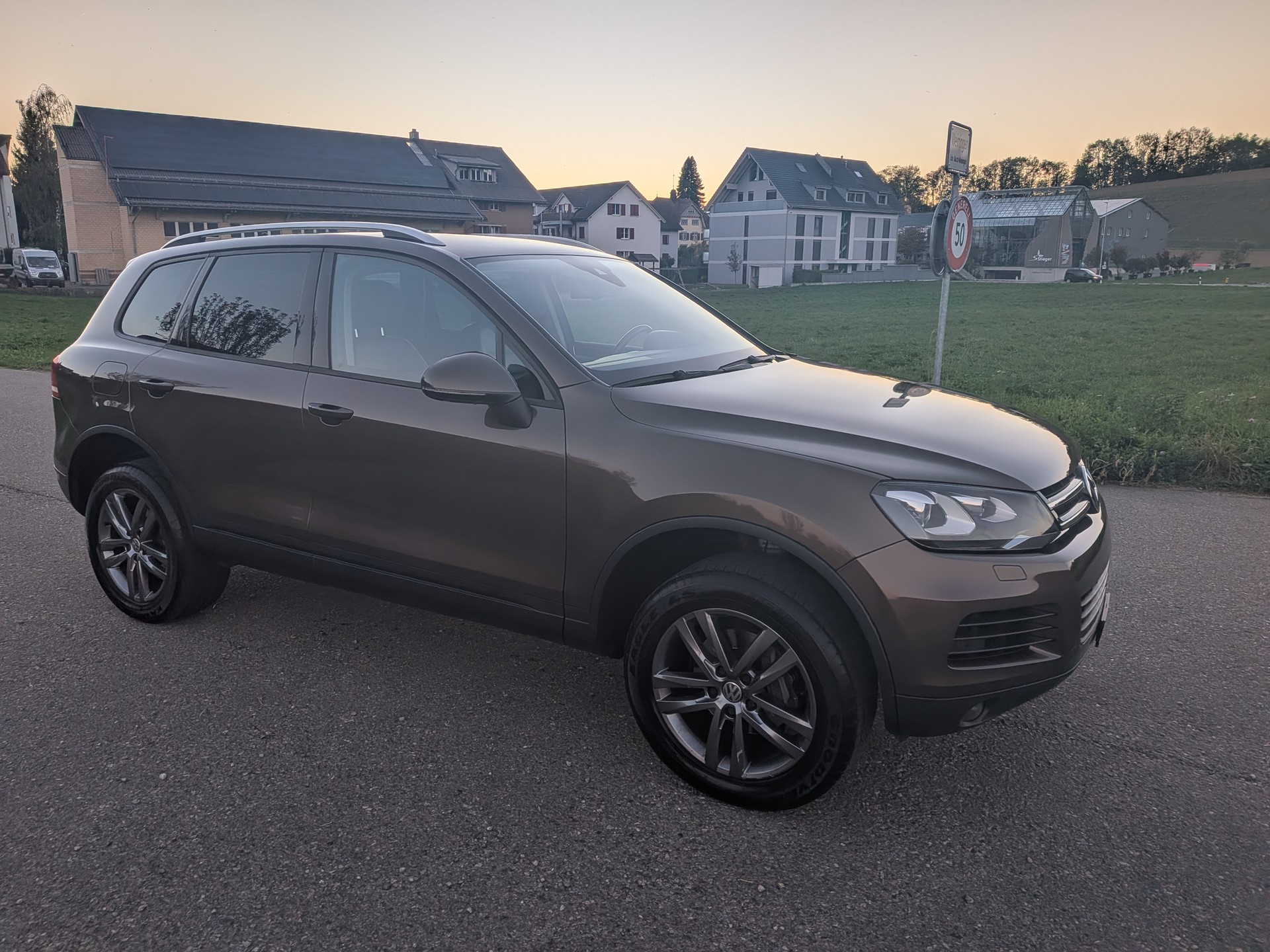 VW Touareg 3.0 TDI BlueMotion Technology Tiptronic-image-7