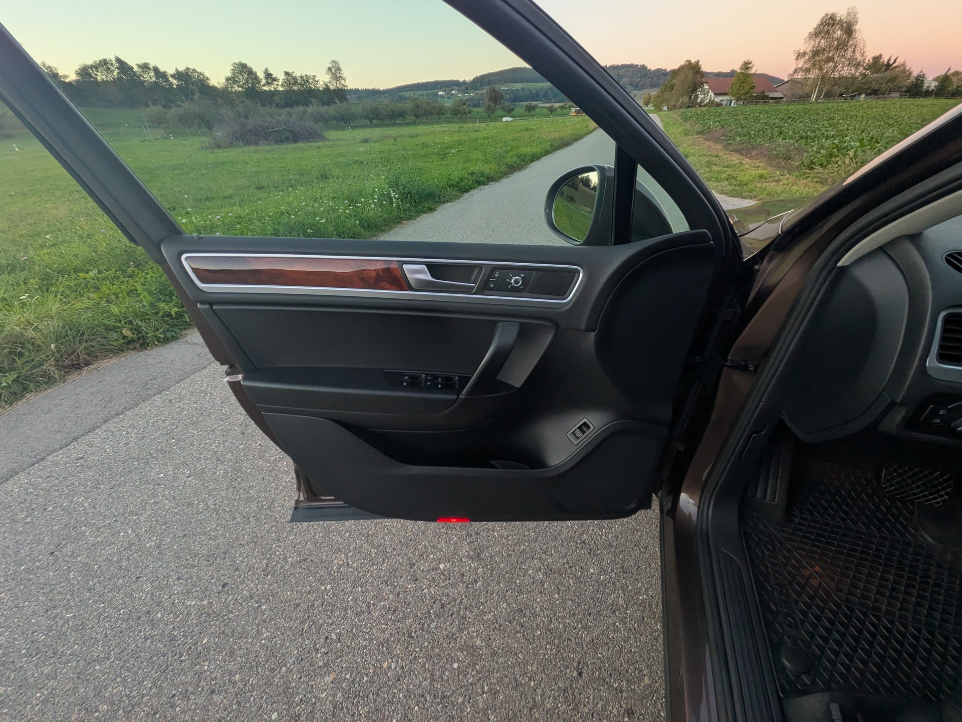 VW Touareg 3.0 TDI BlueMotion Technology Tiptronic-image-18
