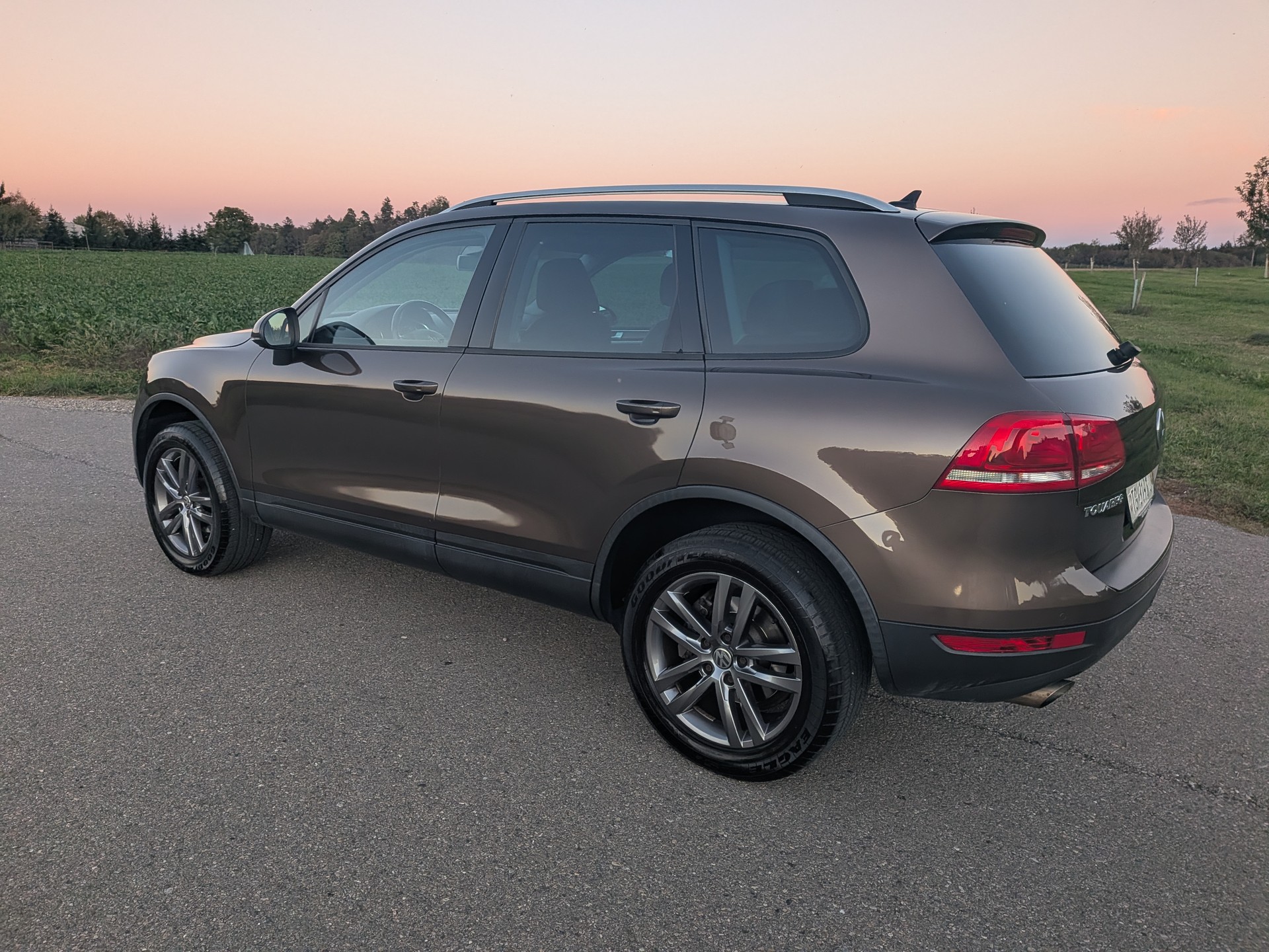 VW Touareg 3.0 TDI BlueMotion Technology Tiptronic-image-9