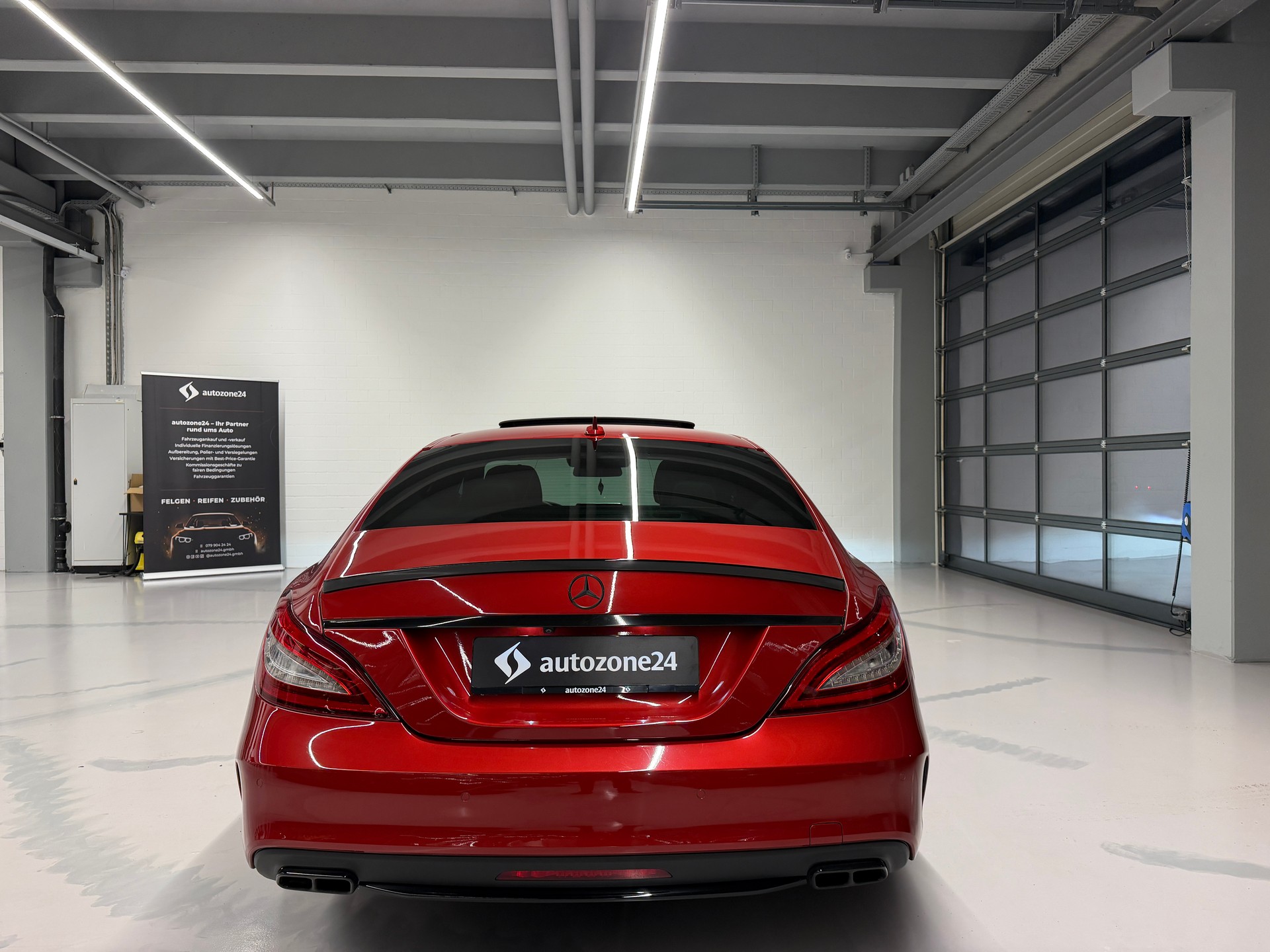 MERCEDES-BENZ CLS 350 d 4matic *AMG Line*Designo Hyazinthrot Metallic*Top Ausstattung*Frisch ab Service*Garantie*-image-5