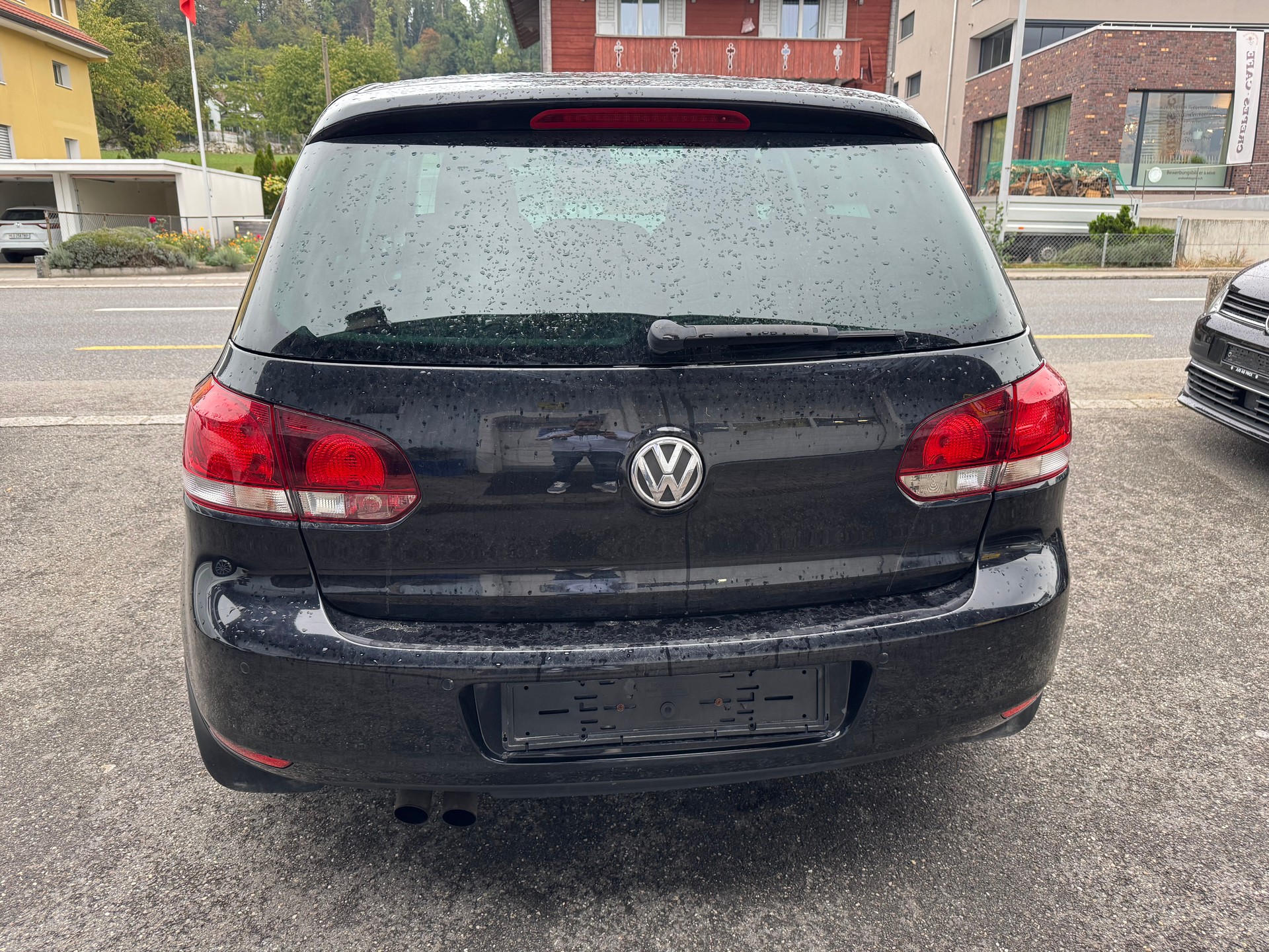 VW Golf 2.0 TDI Highline DSG-showroom-element-2