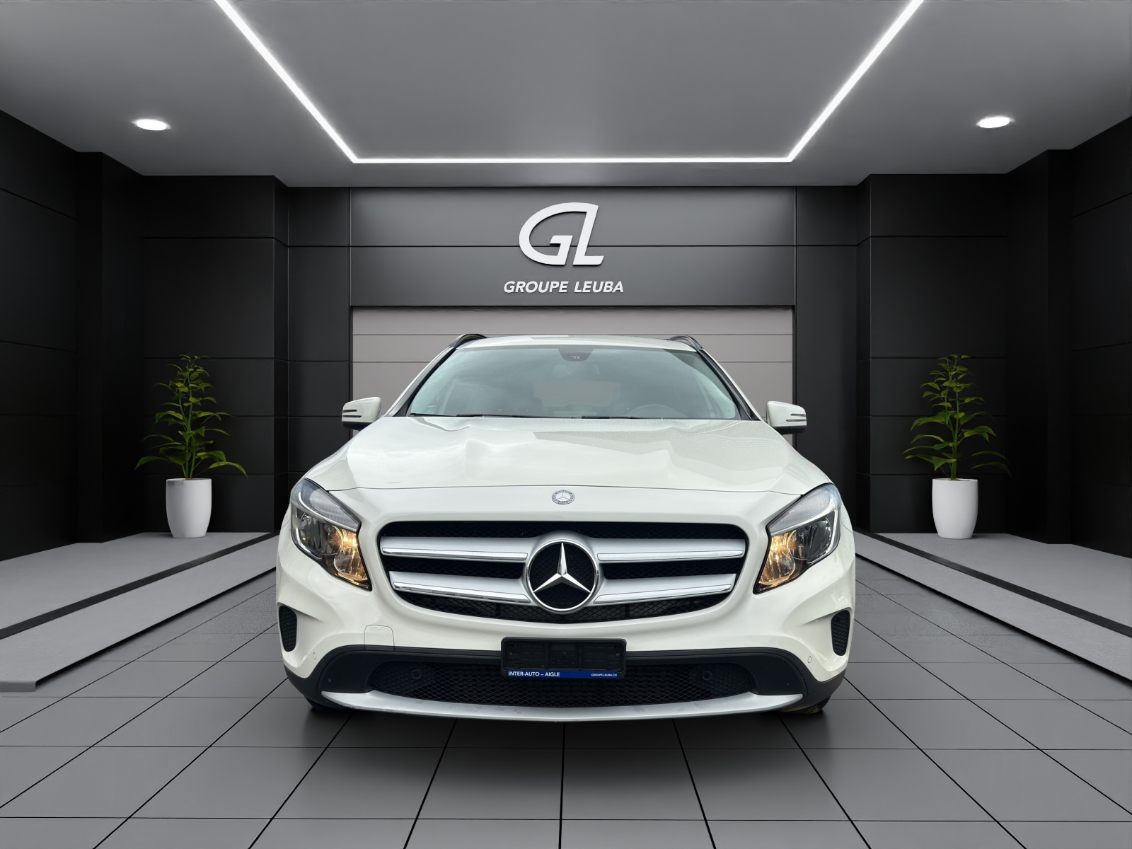 MERCEDES-BENZ GLA 250 Style 4Matic-image-1
