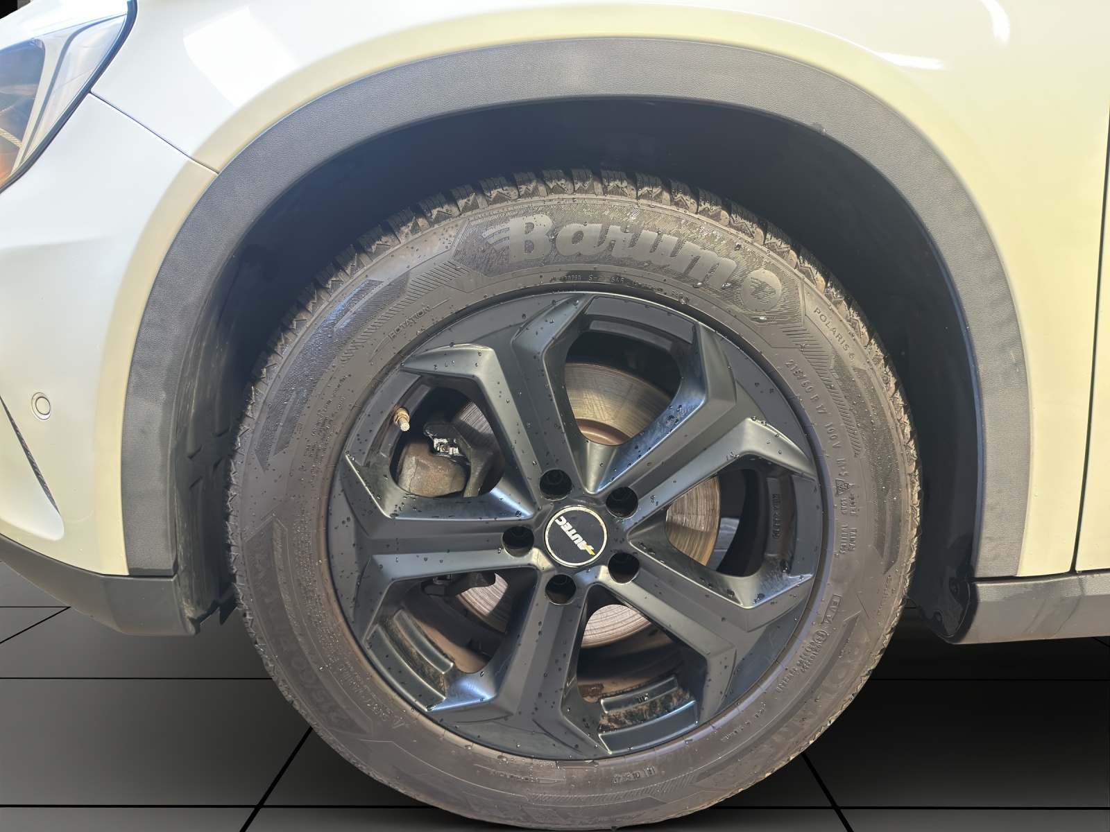 MERCEDES-BENZ GLA 250 Style 4Matic-image-6