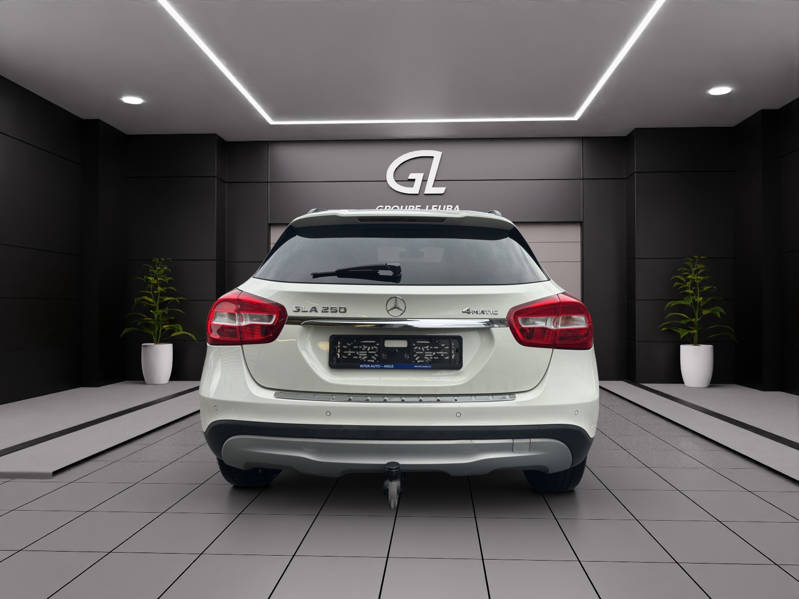 MERCEDES-BENZ GLA 250 Style 4Matic-image-4