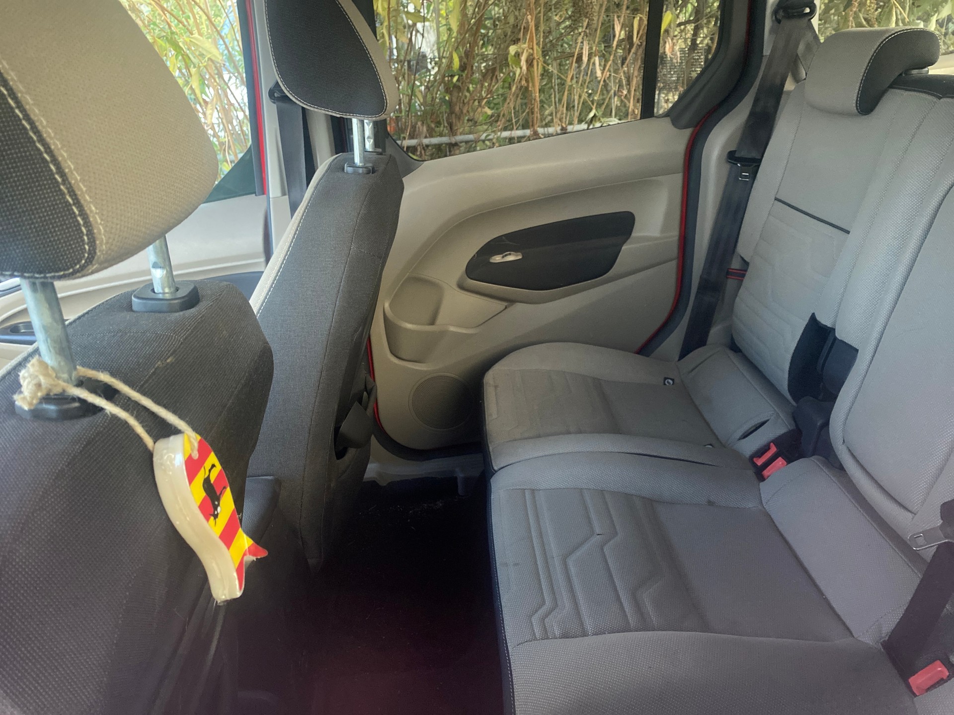 FORD Tourneo Connect 1.0 SCTi Titanium-image-3