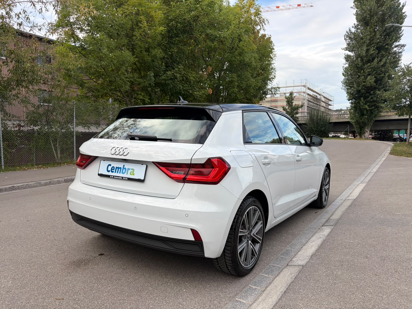 AUDI A1 Sportback 30 TFSI Attraction S-tronic-image-6
