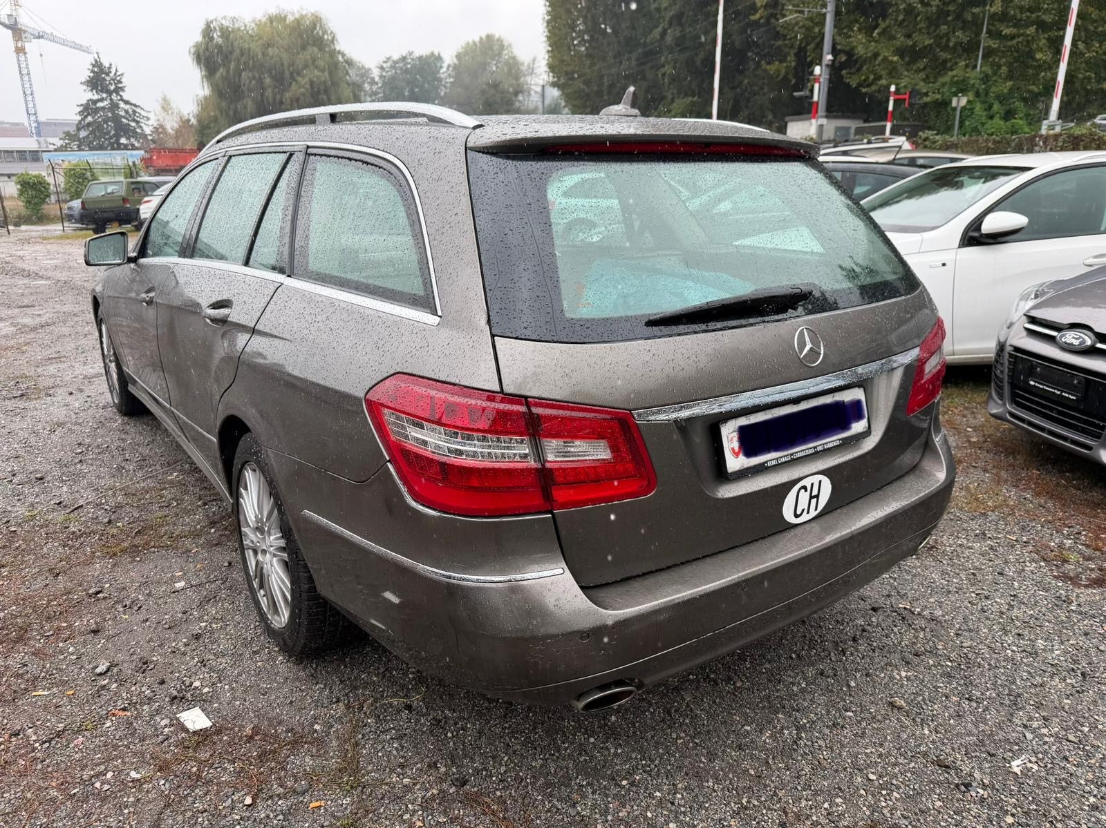 MERCEDES-BENZ E 350 Avantgarde 4Matic 7G-Tronic-image-7
