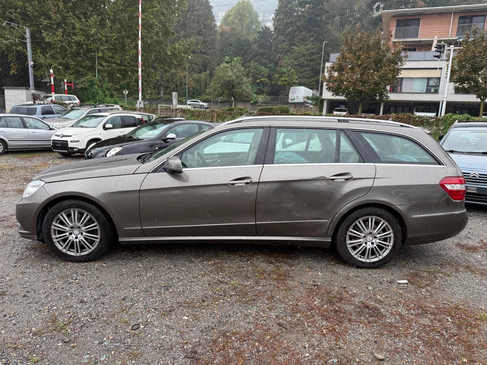 MERCEDES-BENZ E 350 Avantgarde 4Matic 7G-Tronic-image-5