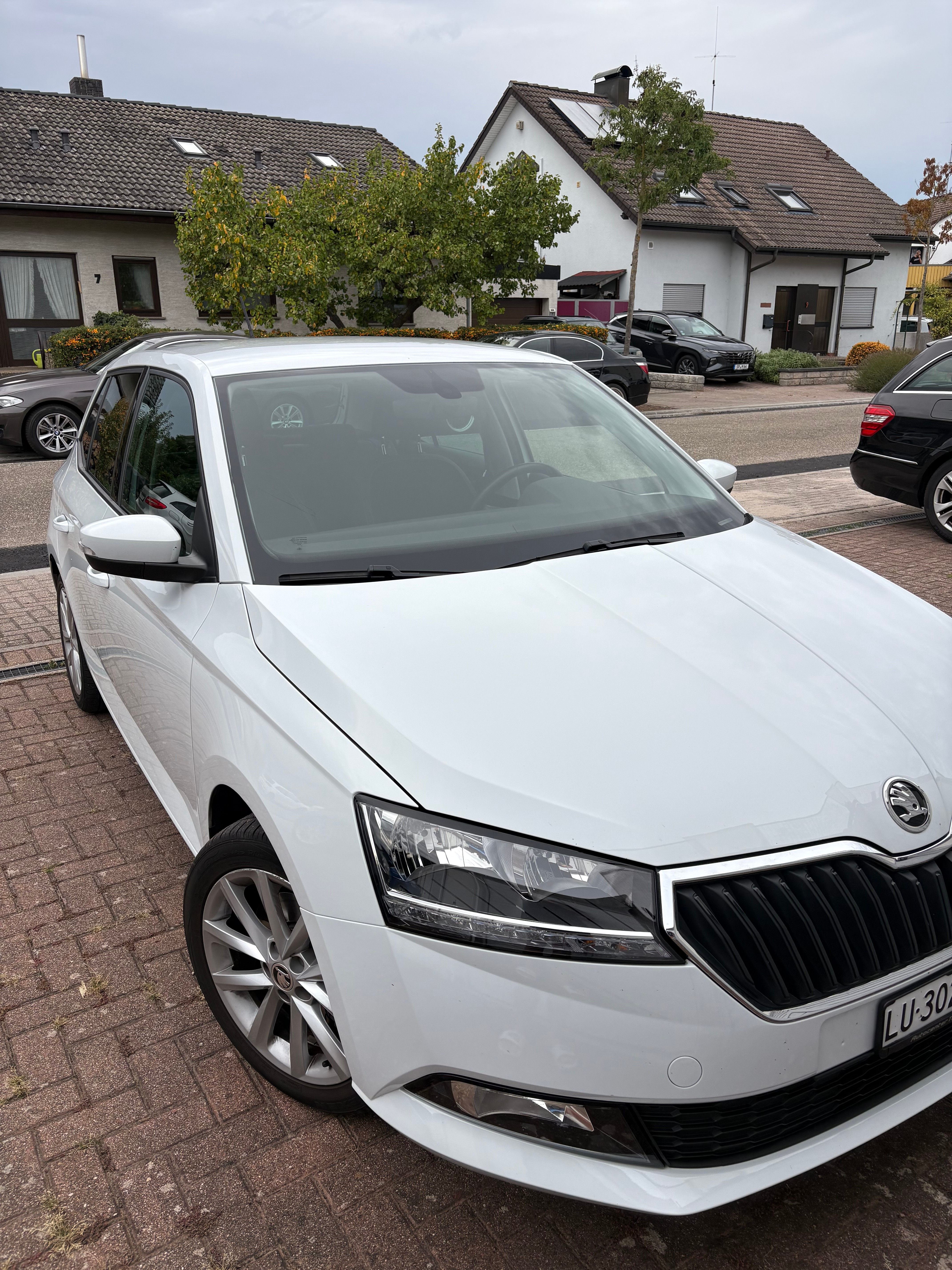 Car photo