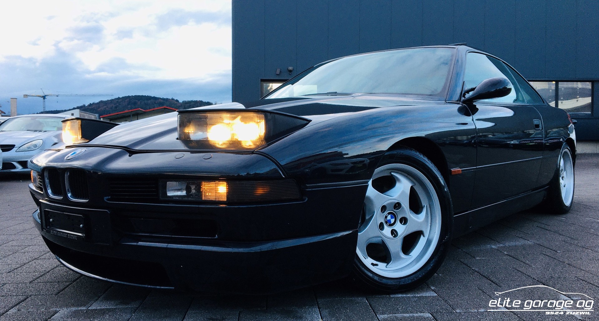 BMW 850CSi-image-0