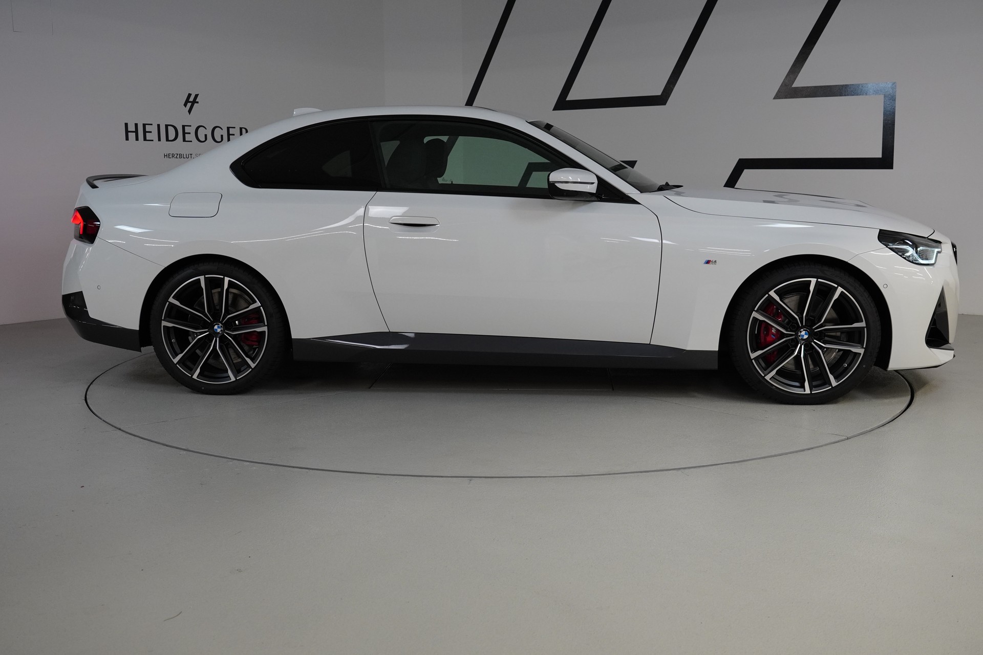 BMW 220d M Sport Pro-image-7