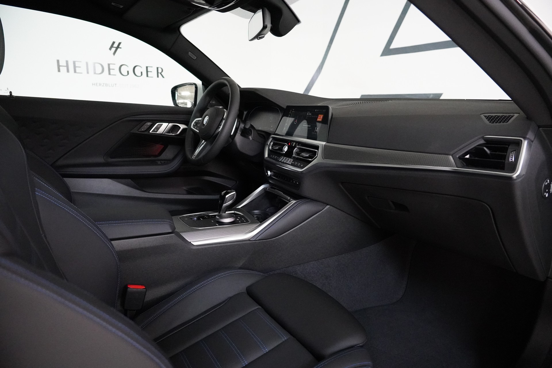 BMW 220d M Sport Pro-image-15