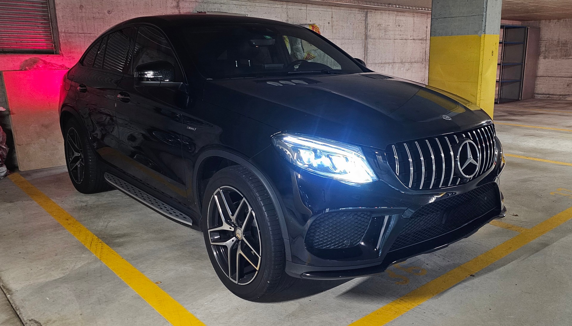 MERCEDES-BENZ GLE Coupé 450 AMG 4Matic 9G-Tronic-image-5