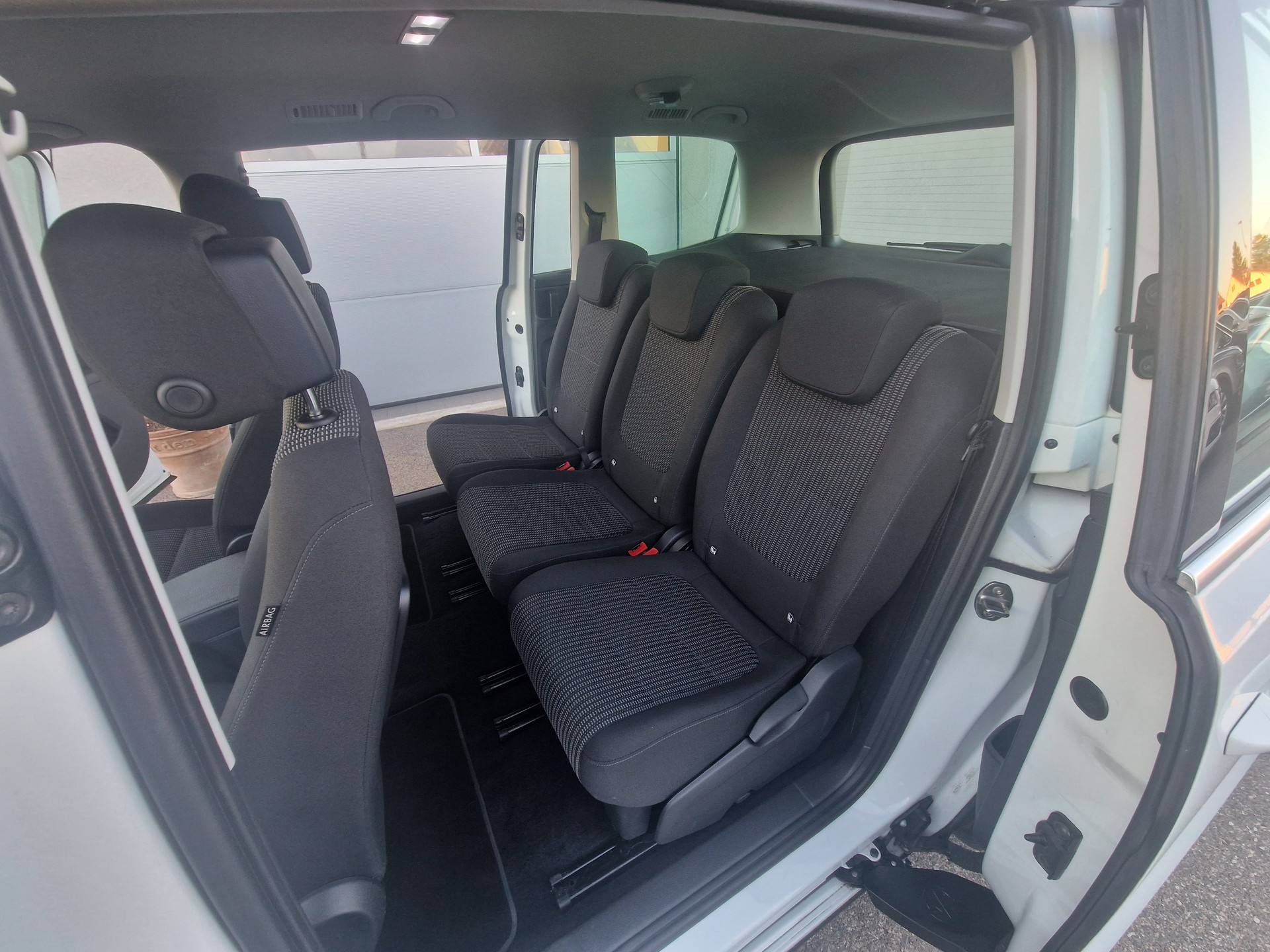 SEAT Alhambra 2.0 TDI 4Drive Style-image-9