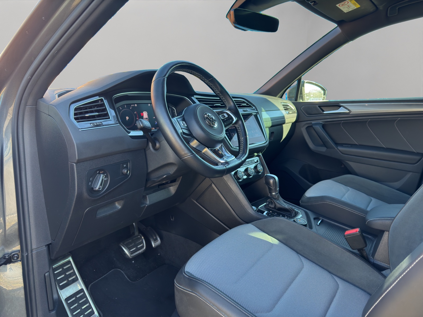 VW Tiguan 2.0TSI Highline 4Motion DSG-image-3