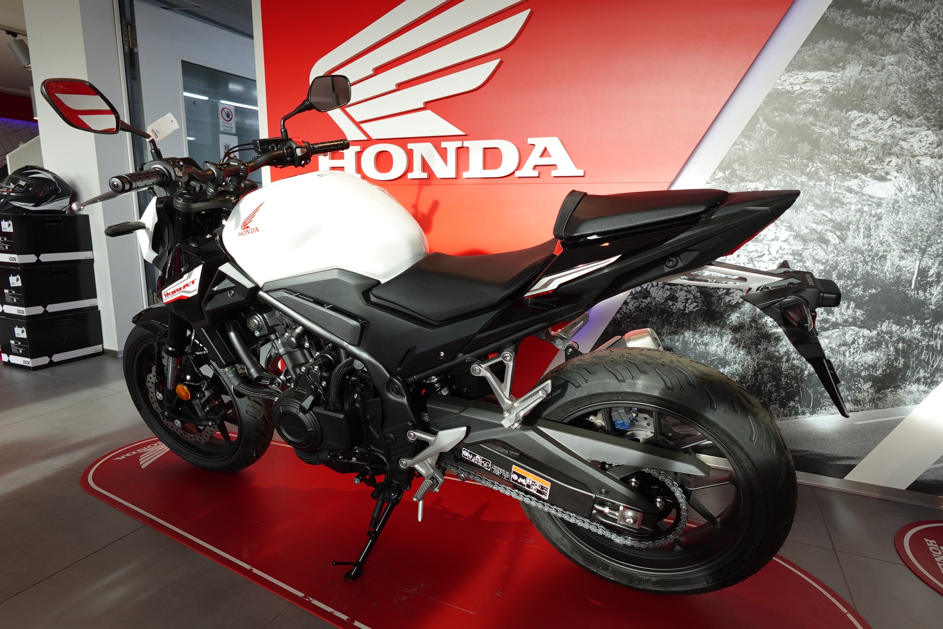 HONDA CB 500 Hornet-showroom-element-2
