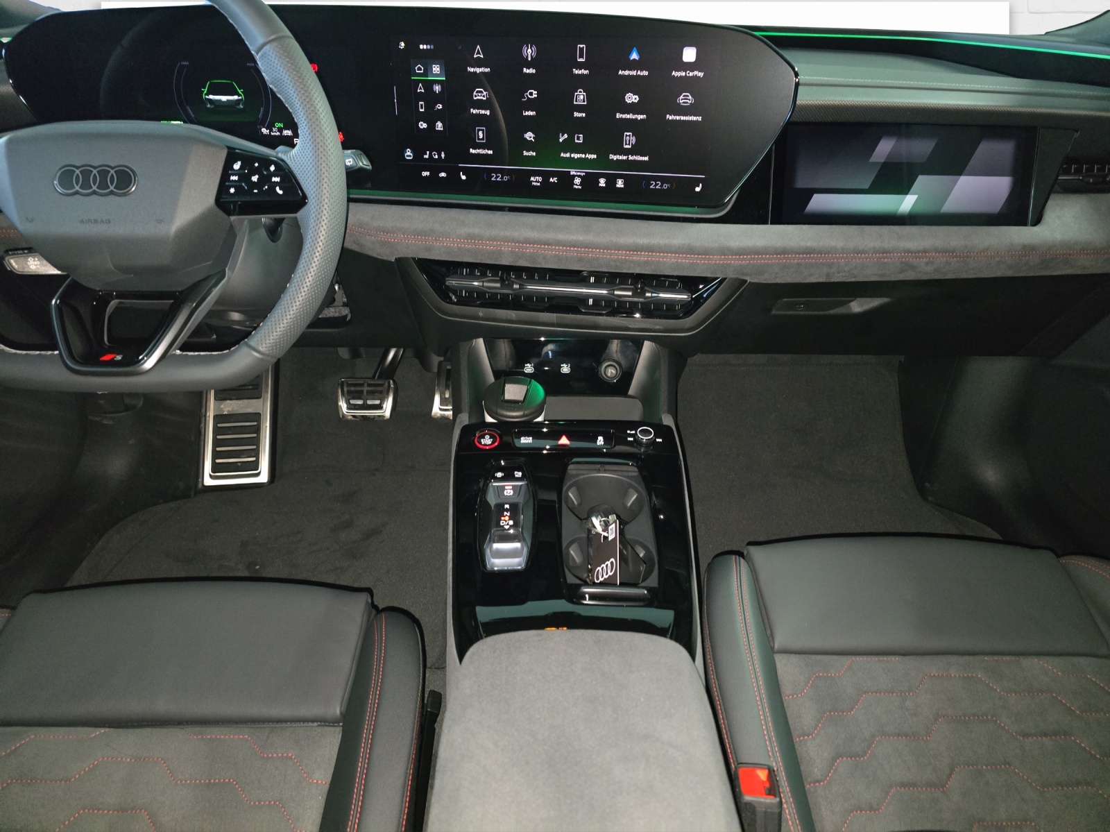 AUDI S6 Avant e-tron quattro-image-6