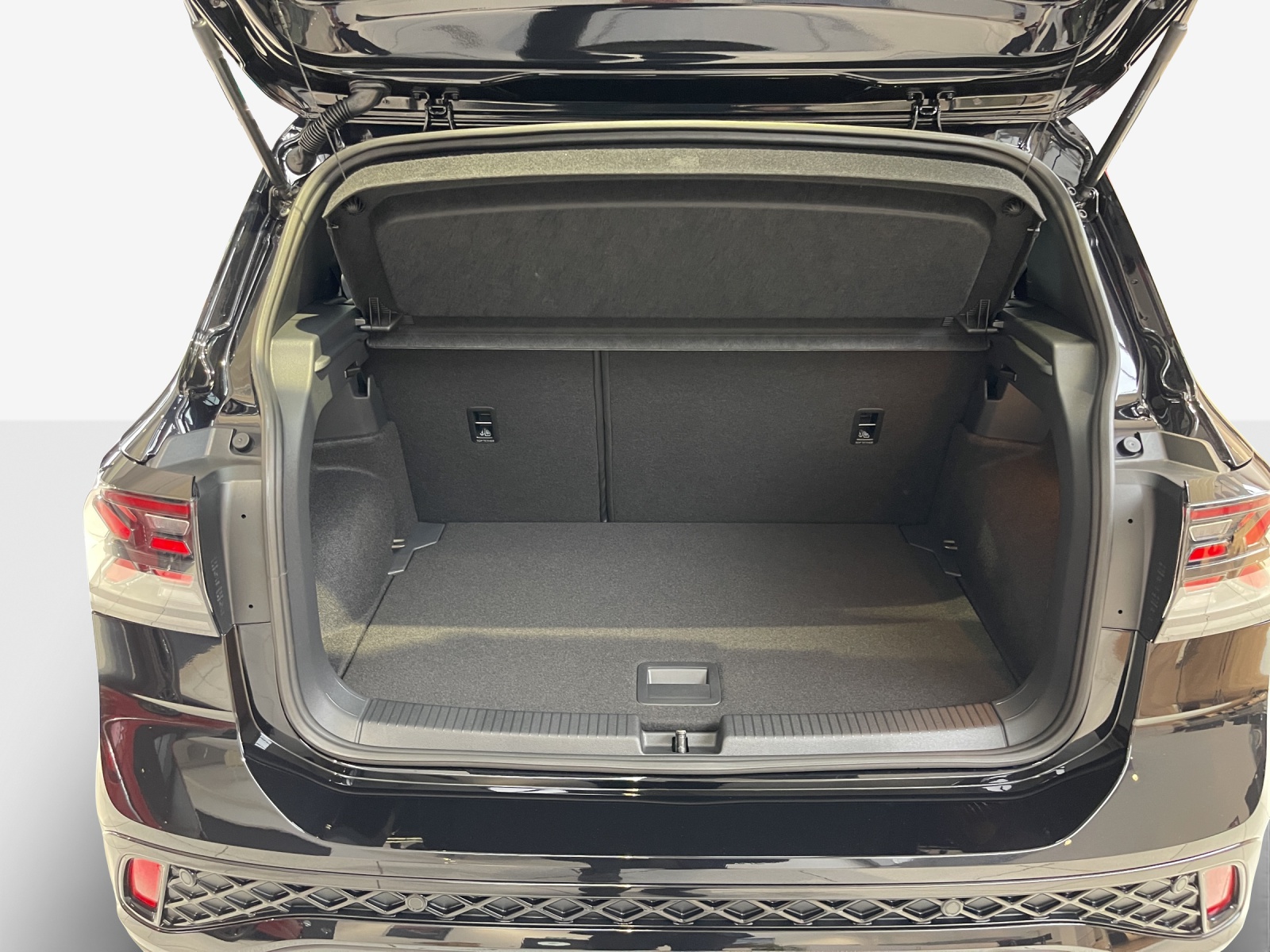 VW T-Cross 1.5 TSI EVO ACT R-Line DSG-image-12