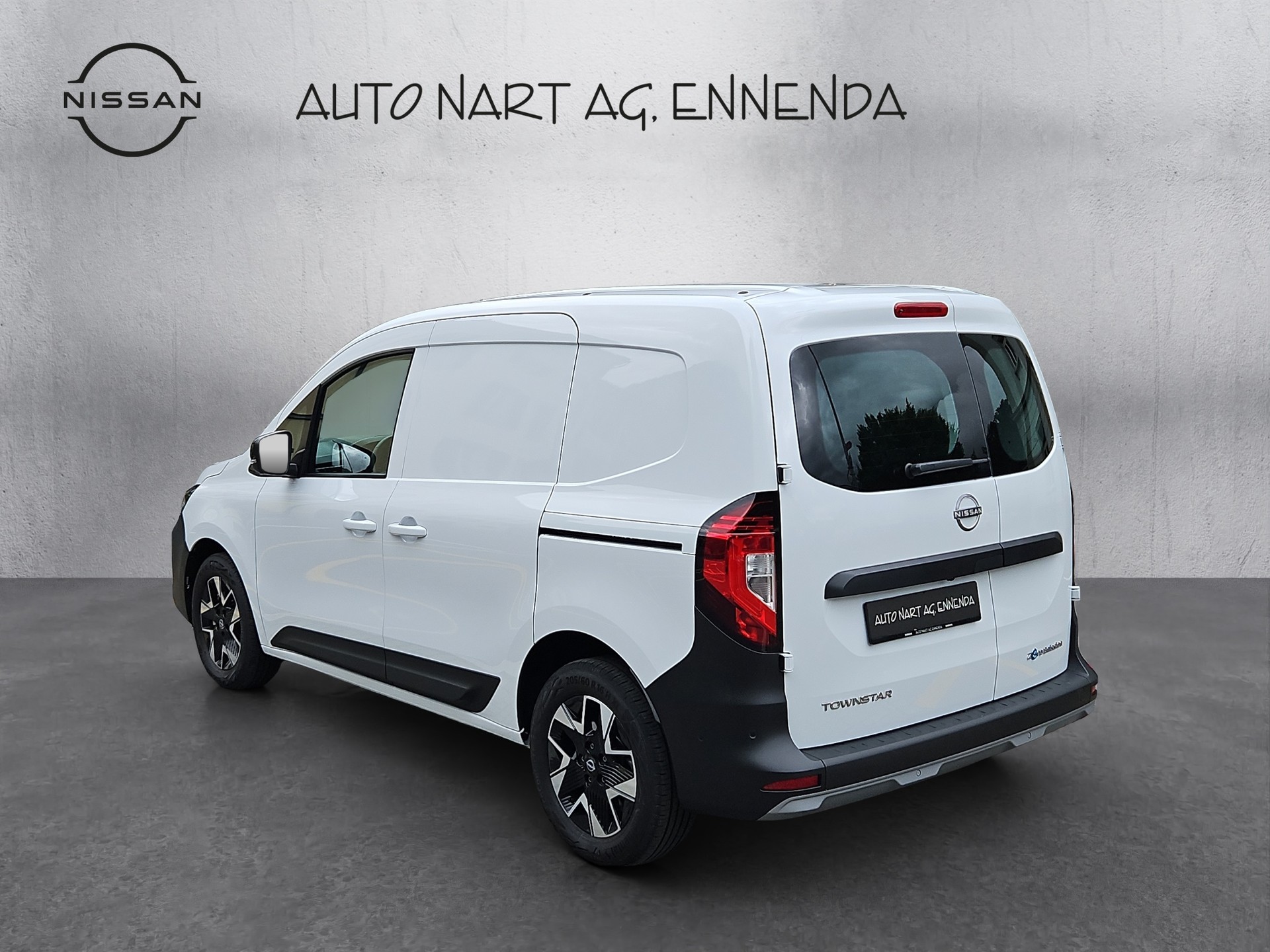 NISSAN Townstar 45kWh Tekna-image-2