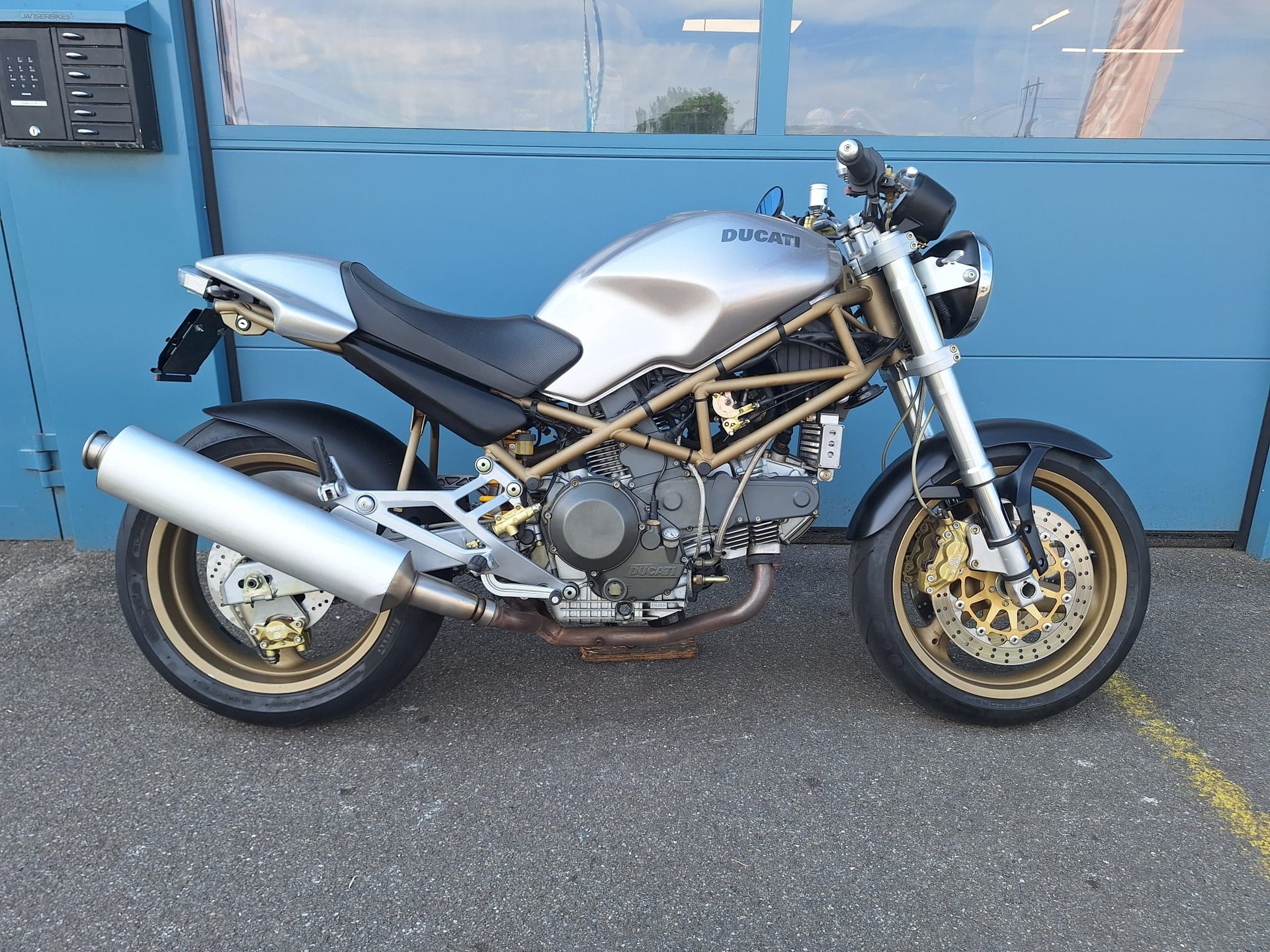 DUCATI Monster 900 i.e.