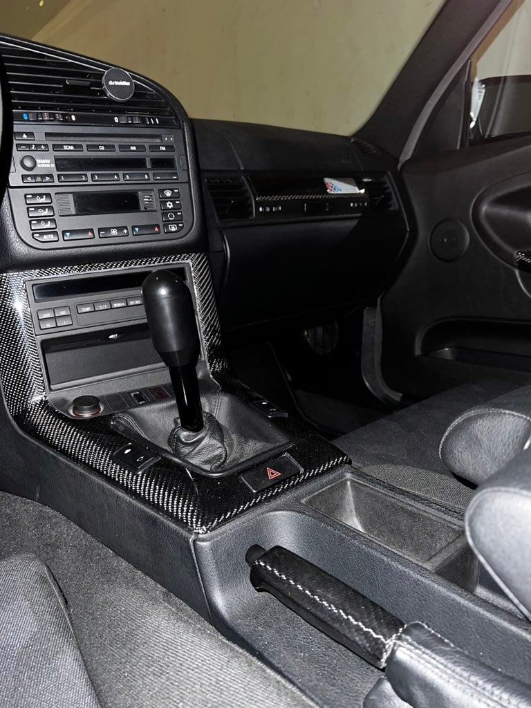 BMW 328i-image-13