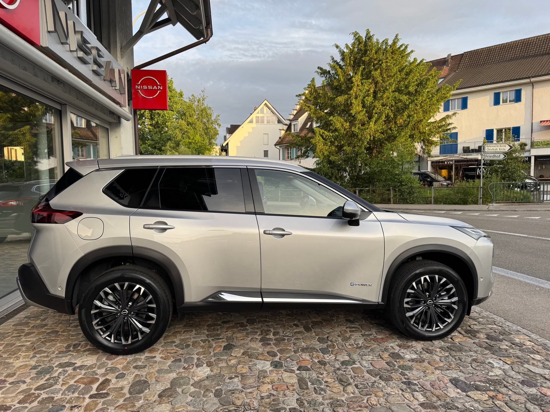 NISSAN X-Trail 1.5 VC-T e-Power 4WD Tekna-image-3