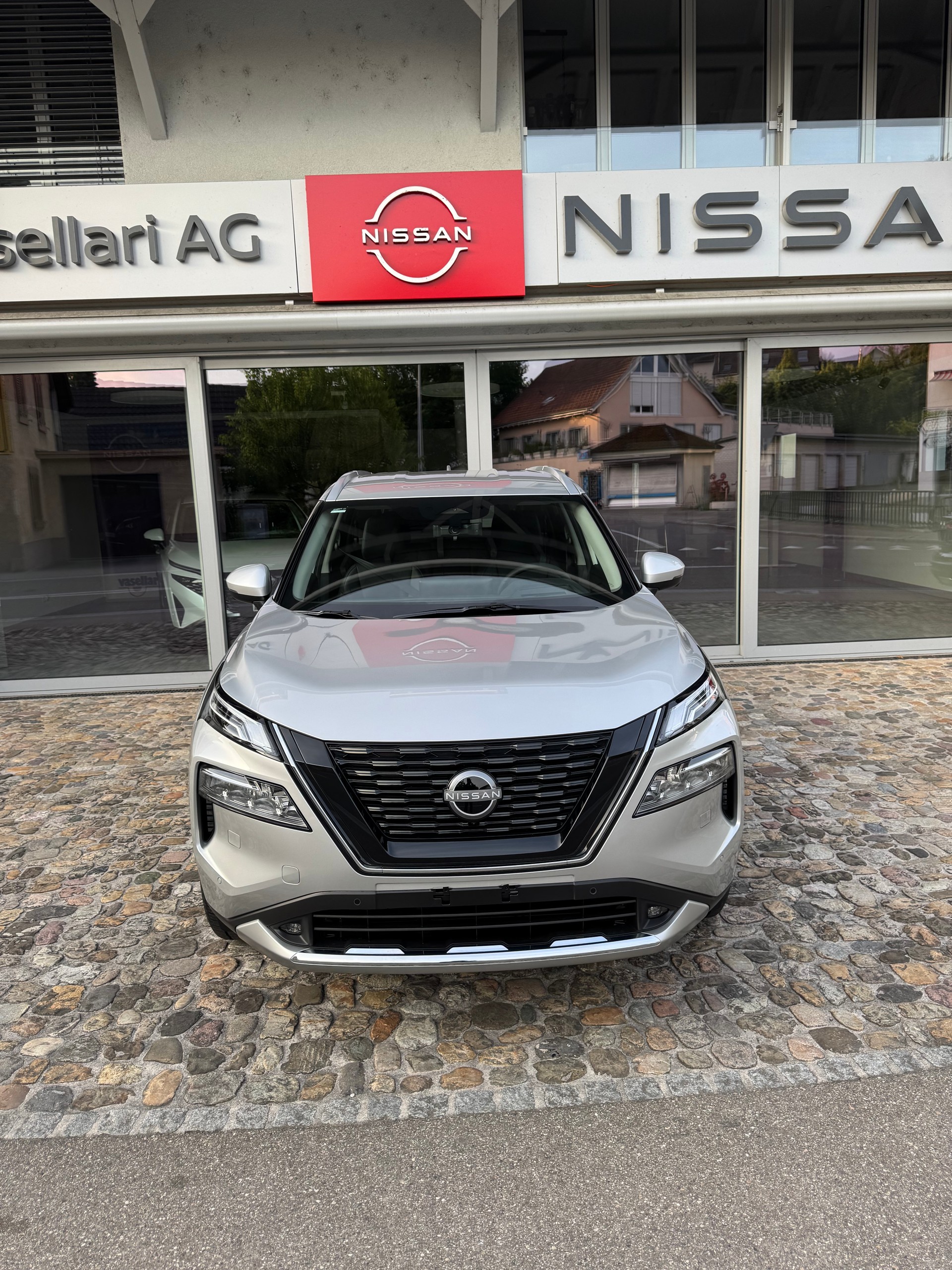 NISSAN X-Trail 1.5 VC-T e-Power 4WD Tekna-image-4