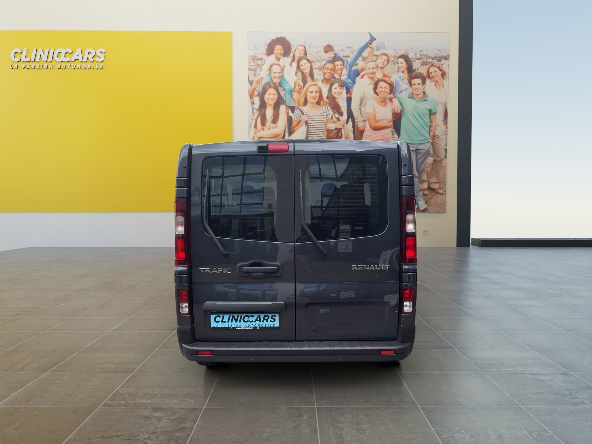 RENAULT Trafic Blue dCi 150 Grand Passenger Evolution EDC-showroom-element-3