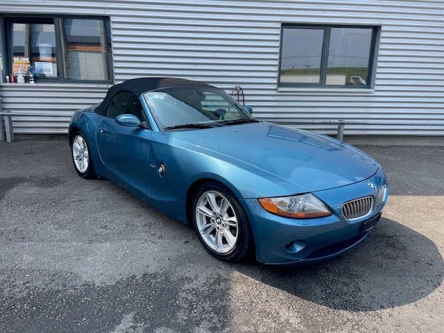 BMW Z4 3.0i Roadster-image-2