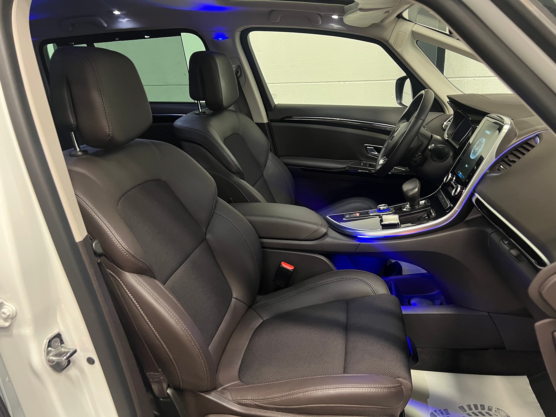 RENAULT Espace 1.6 TCe Intens EDC-image-21