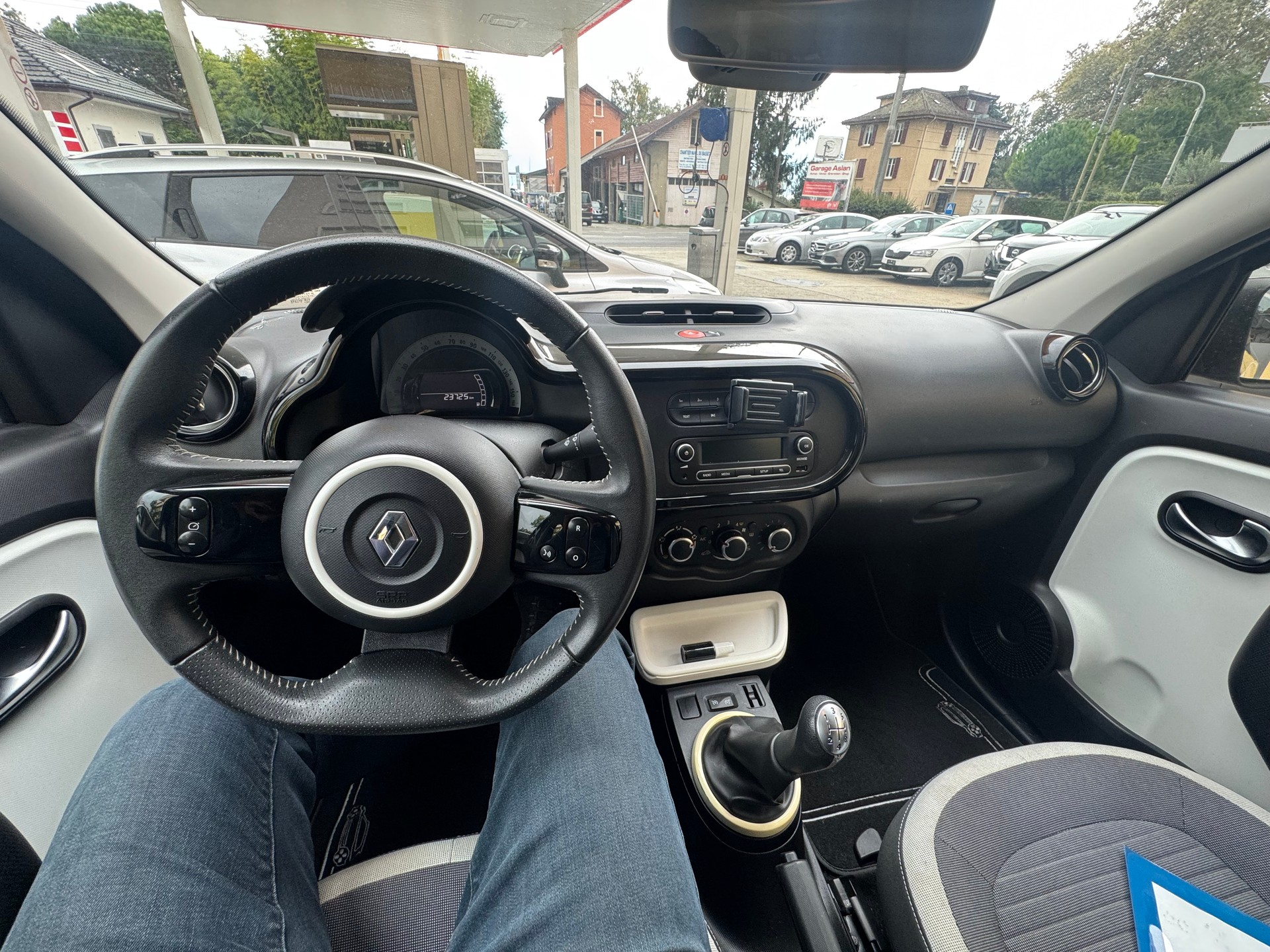 RENAULT Twingo 1.0 Life-image-6