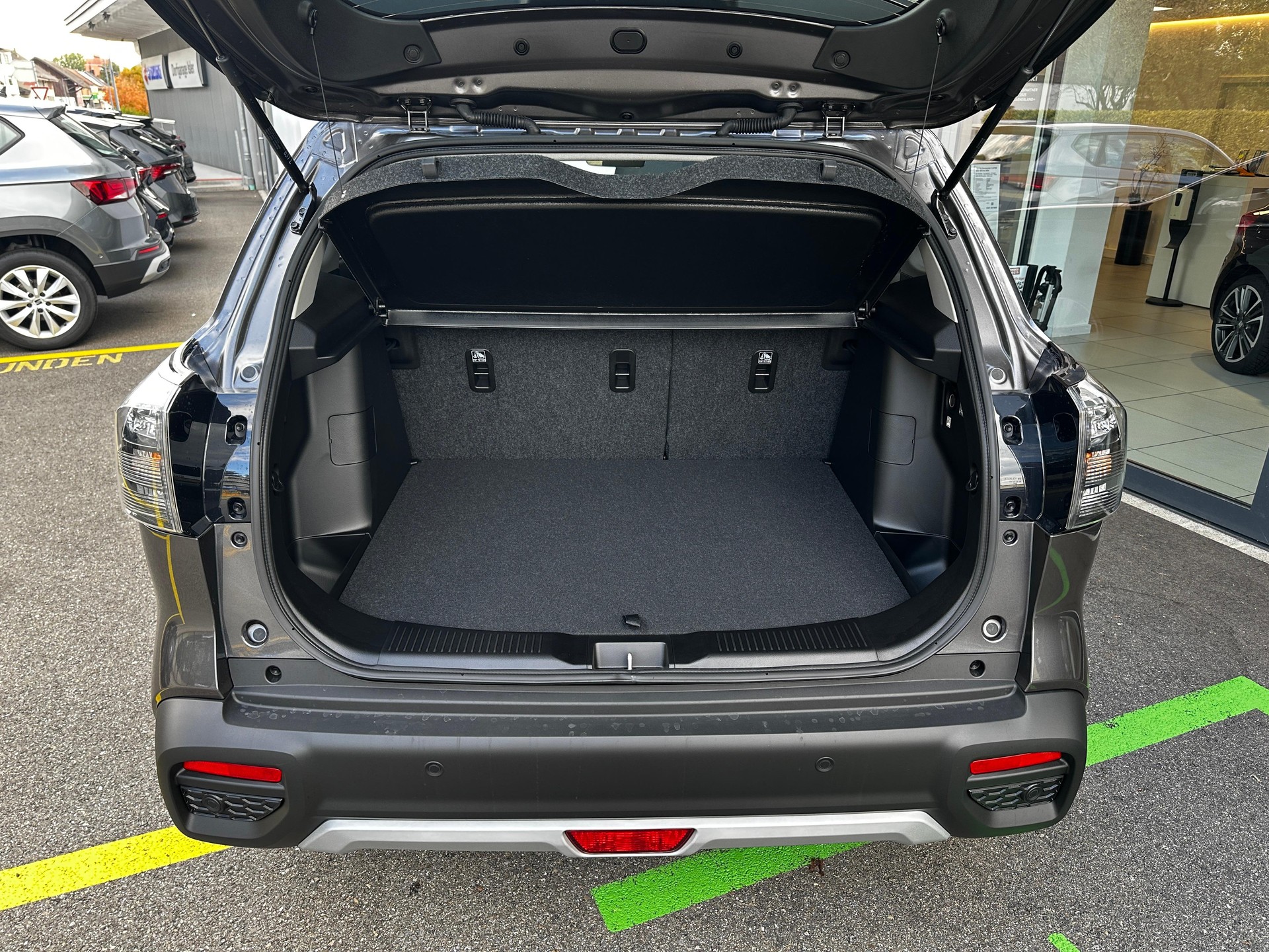 SUZUKI S-Cross 1.4 T Compact Top Hybrid 4x4-image-6