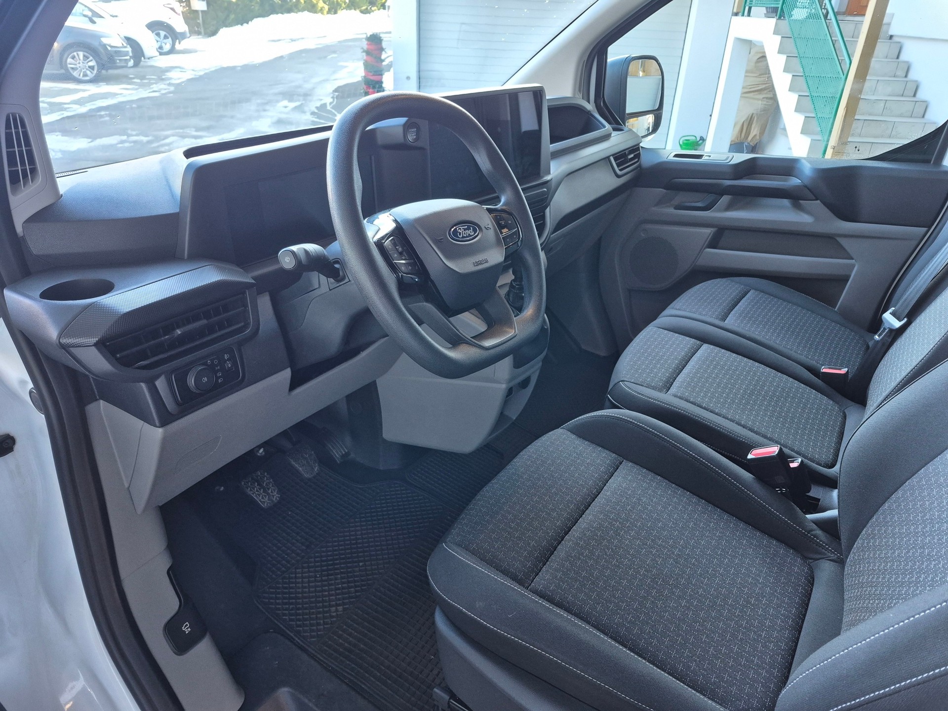 FORD Transit Custom Van 320 L1H1 Trend-image-8