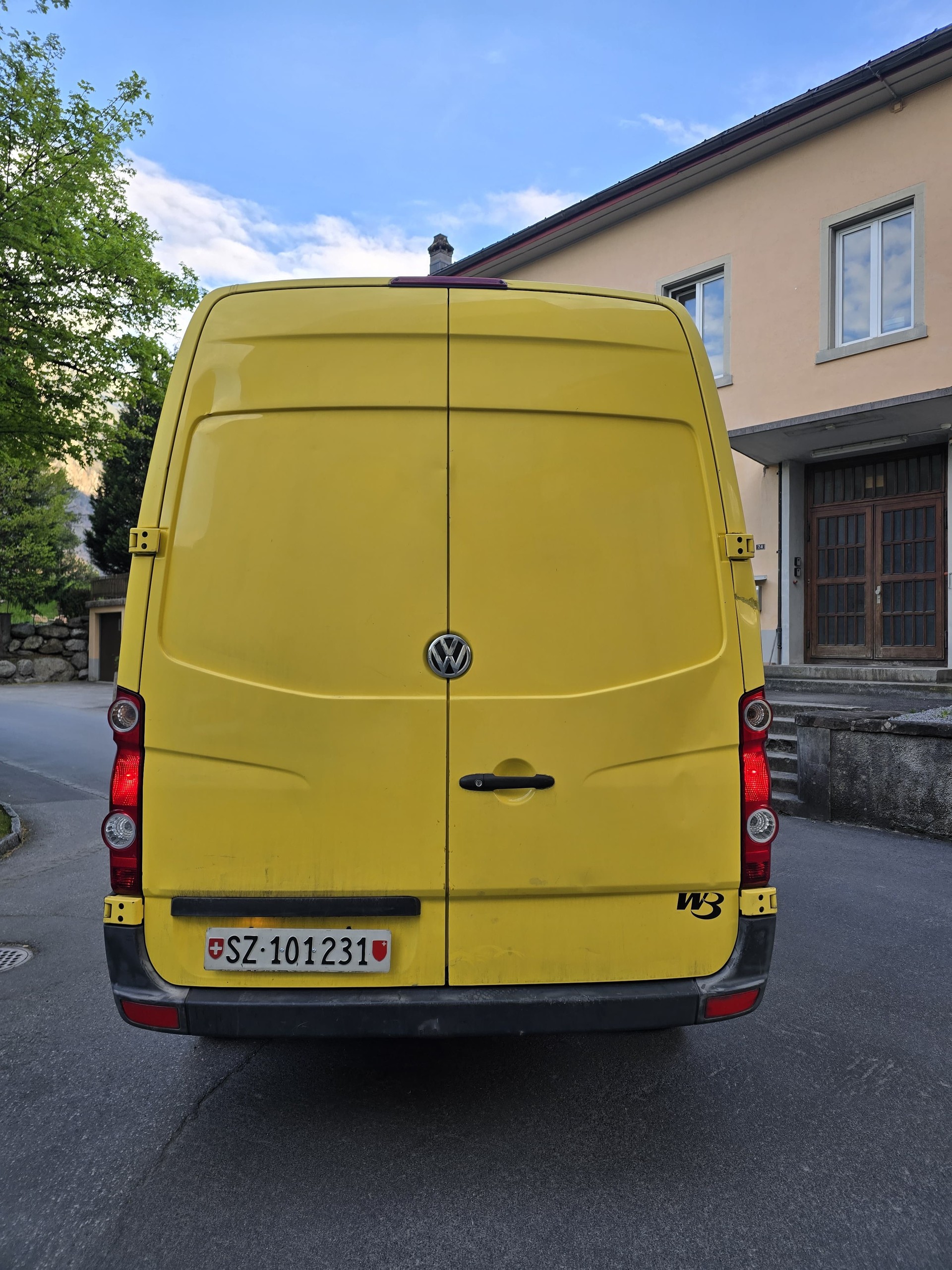 VW Crafter 35 2.0 BiTDI CR-image-1