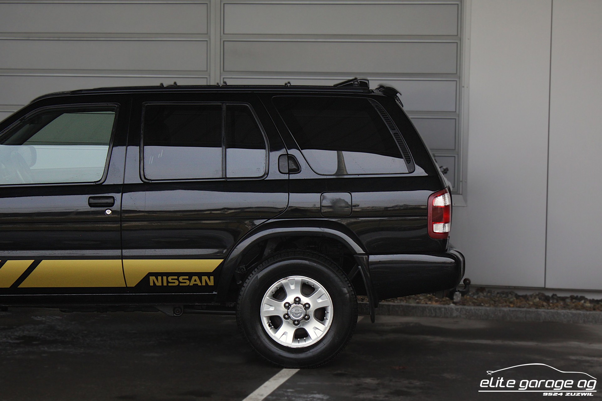 NISSAN Pathfinder 3.3 Exec. V6-image-12