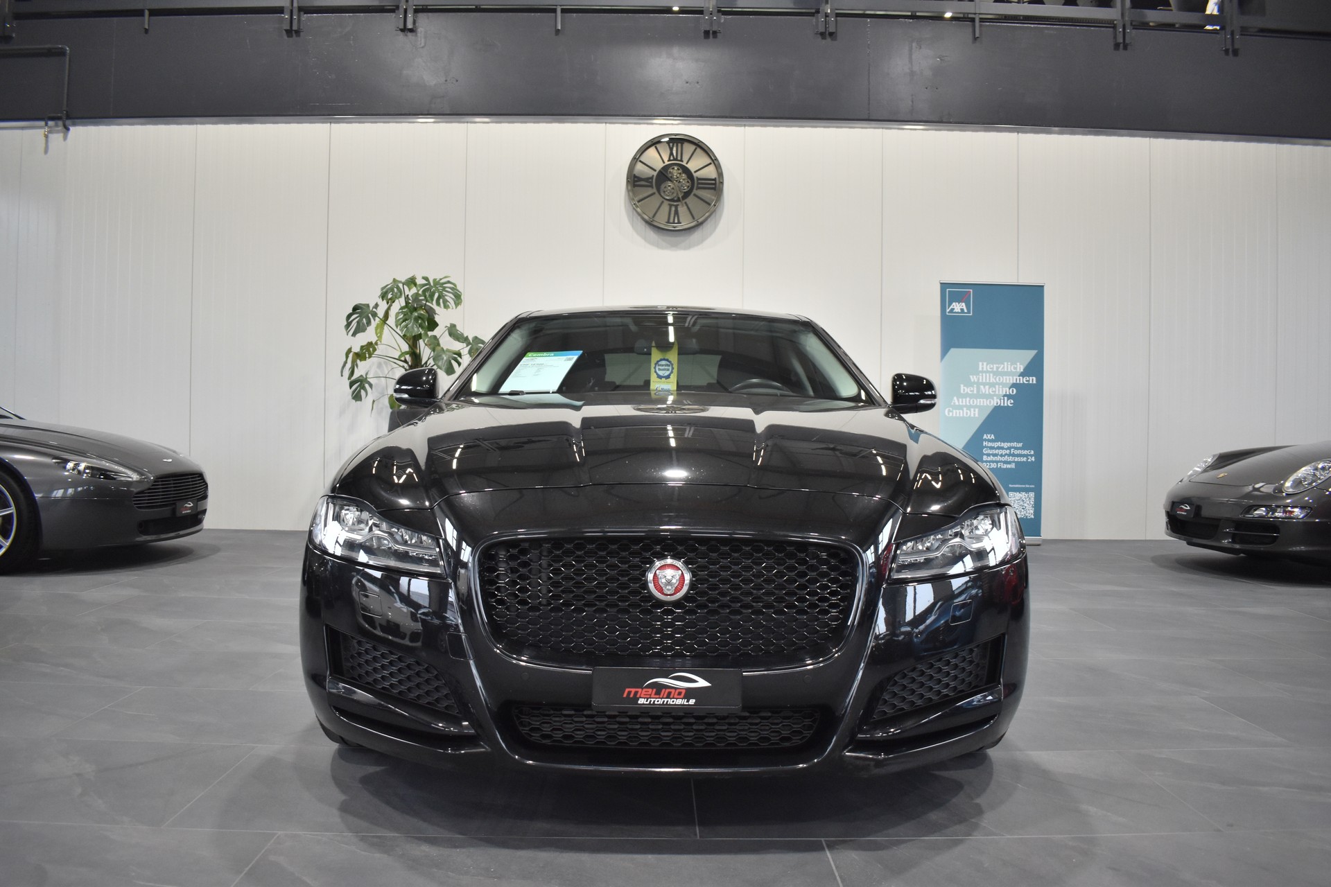 JAGUAR XF 25t Portfolio Automatic-image-3