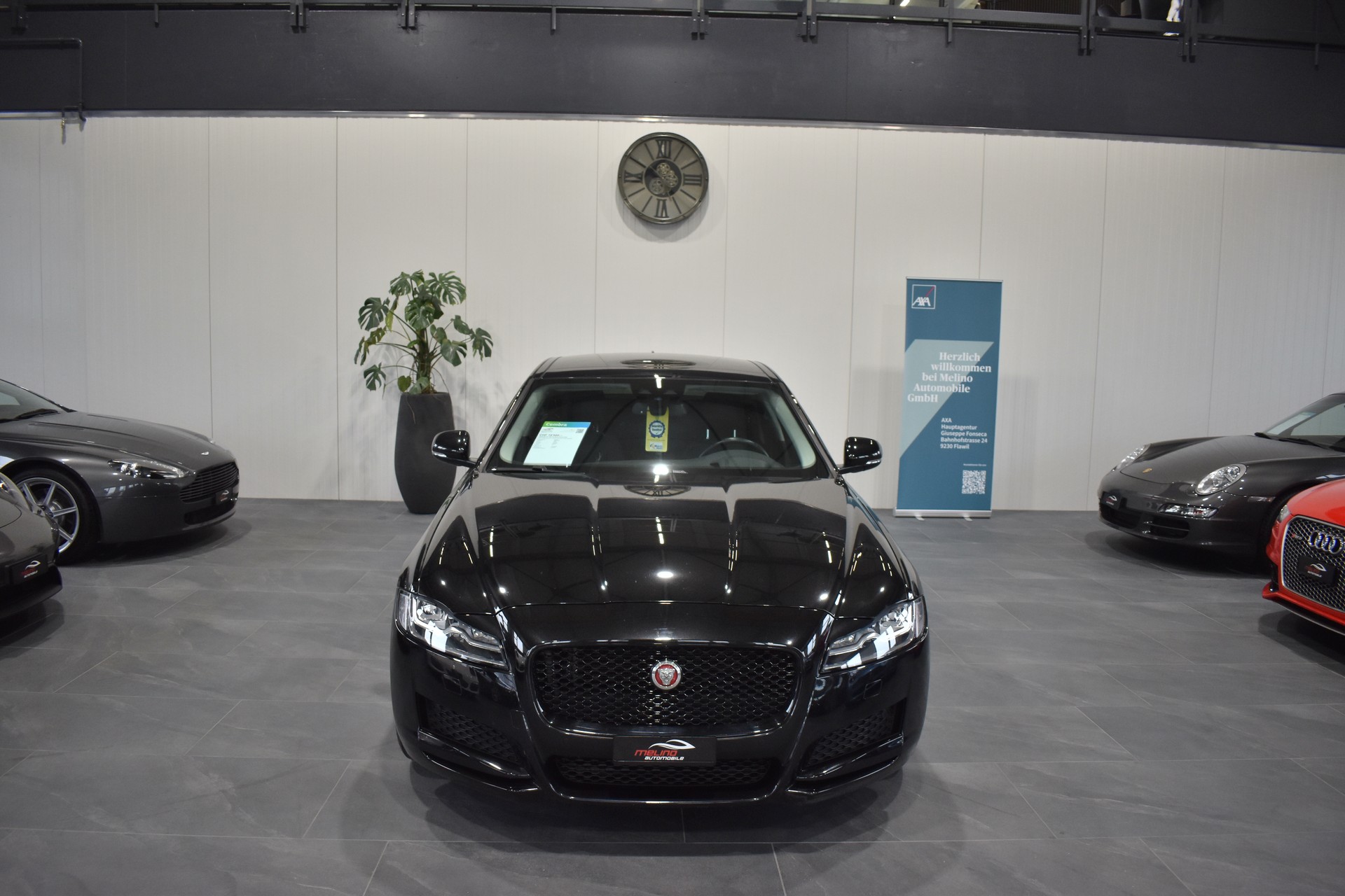 JAGUAR XF 25t Portfolio Automatic-image-2