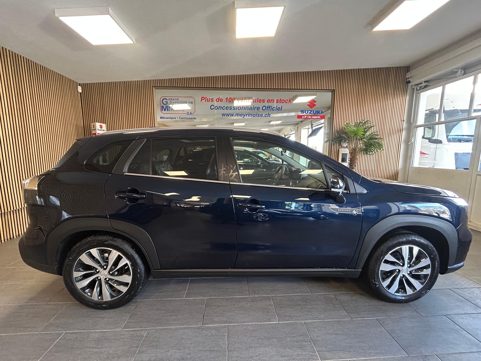 SUZUKI S-Cross 1.4 T Sakura Top Hybrid 4x4-image-0
