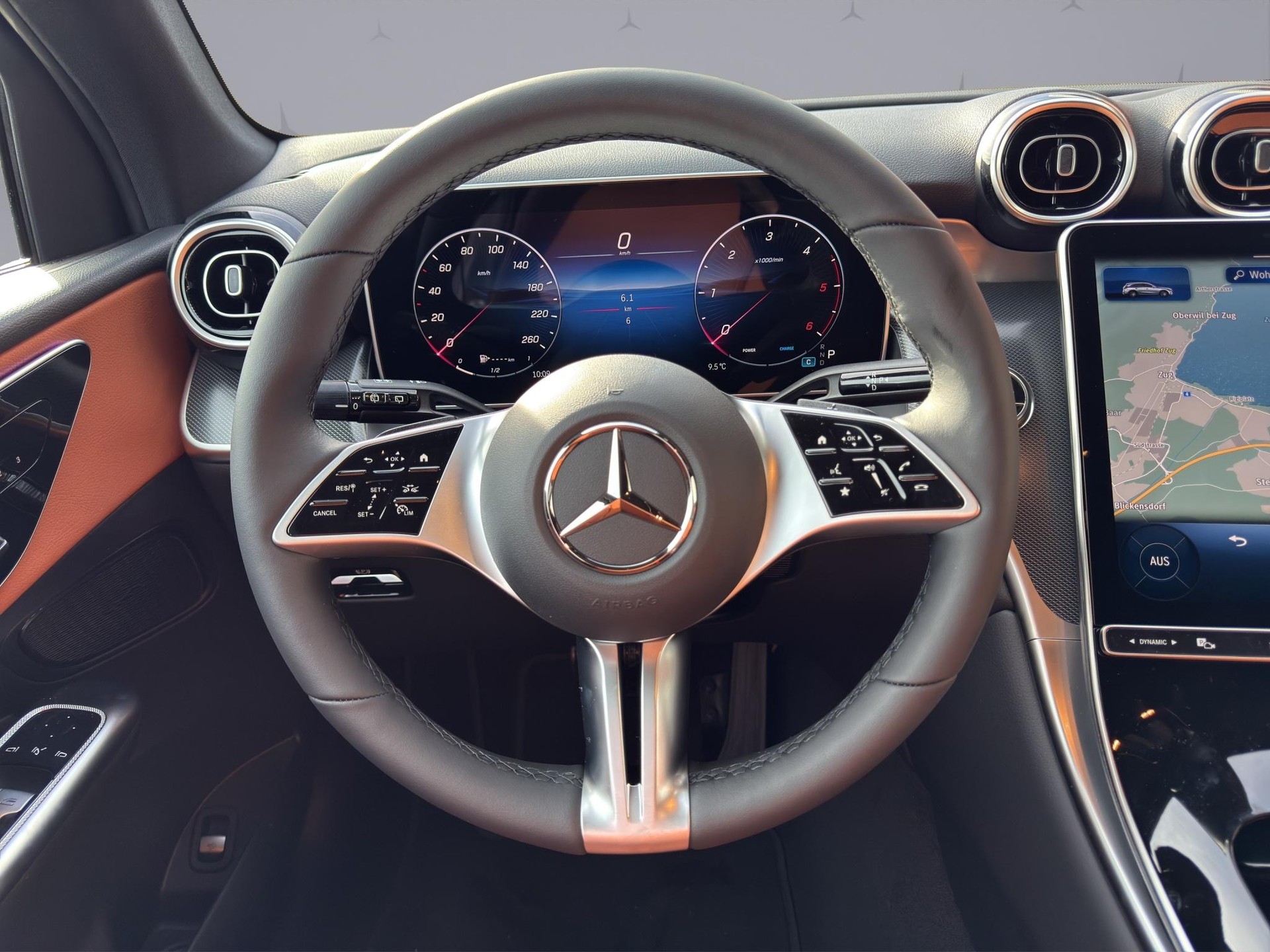 MERCEDES-BENZ GLC 220 d Avantgarde 4matic-image-9