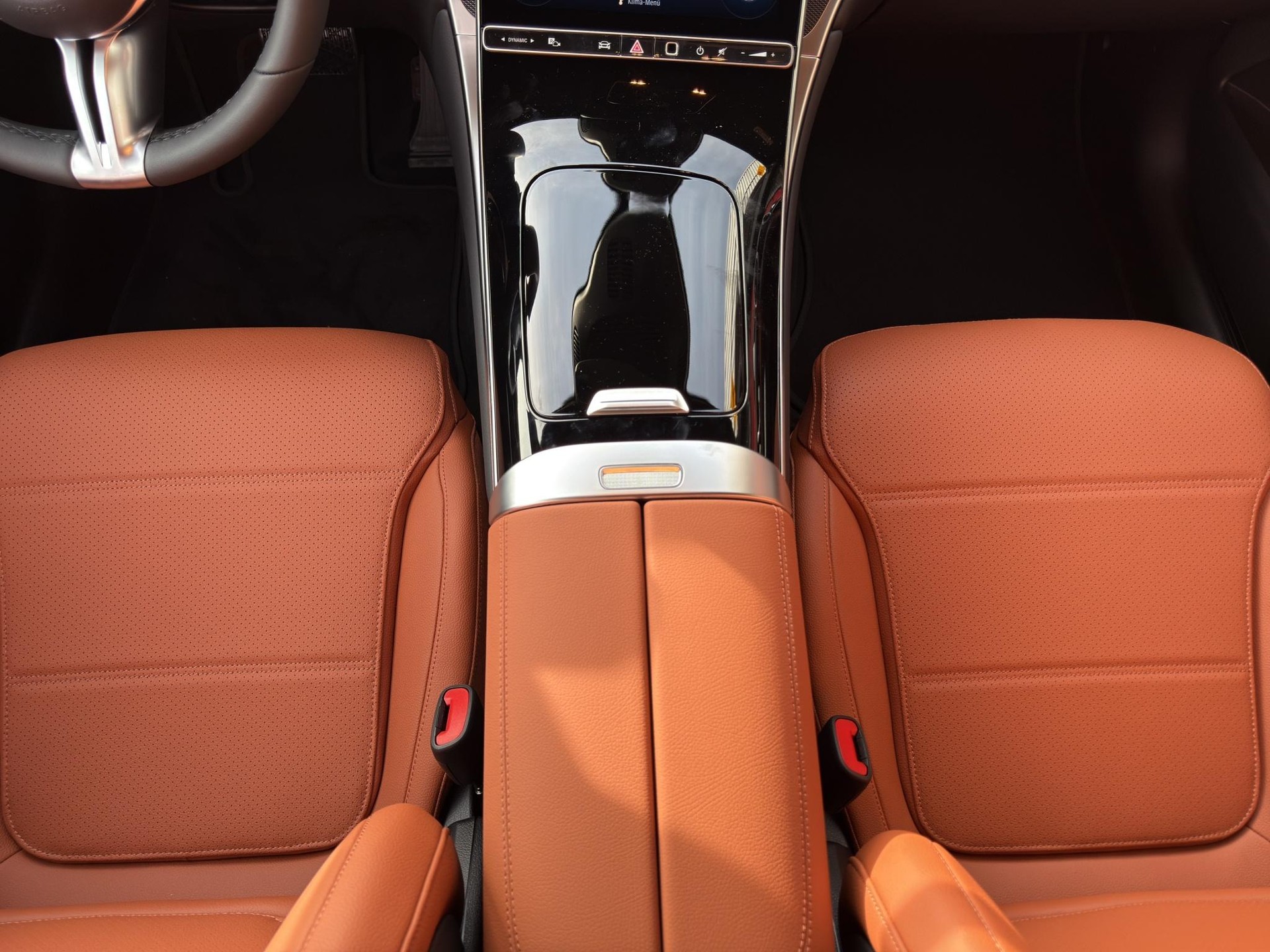 MERCEDES-BENZ GLC 220 d Avantgarde 4matic-image-11