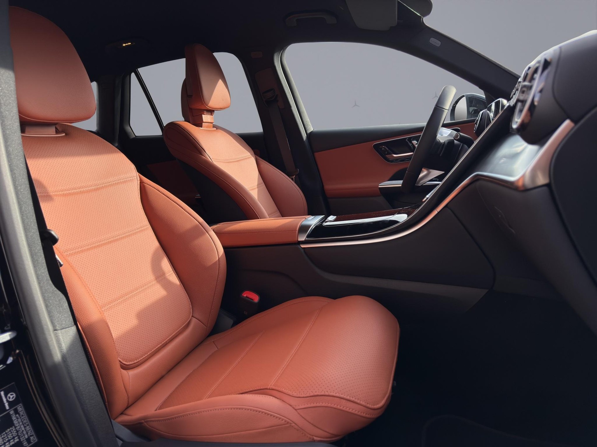 MERCEDES-BENZ GLC 220 d Avantgarde 4matic-image-16