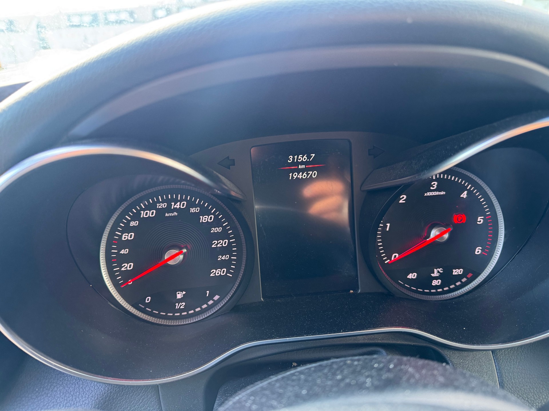 MERCEDES-BENZ GLC Coupé 250 d AMG Line 4Matic 9G-Tronic-image-4