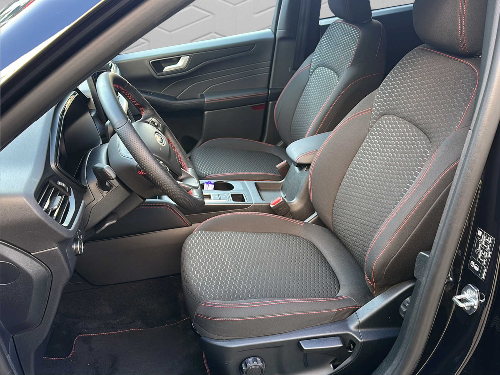 FORD Kuga 1.5 SCTi ST-Line Automat FWD-image-10