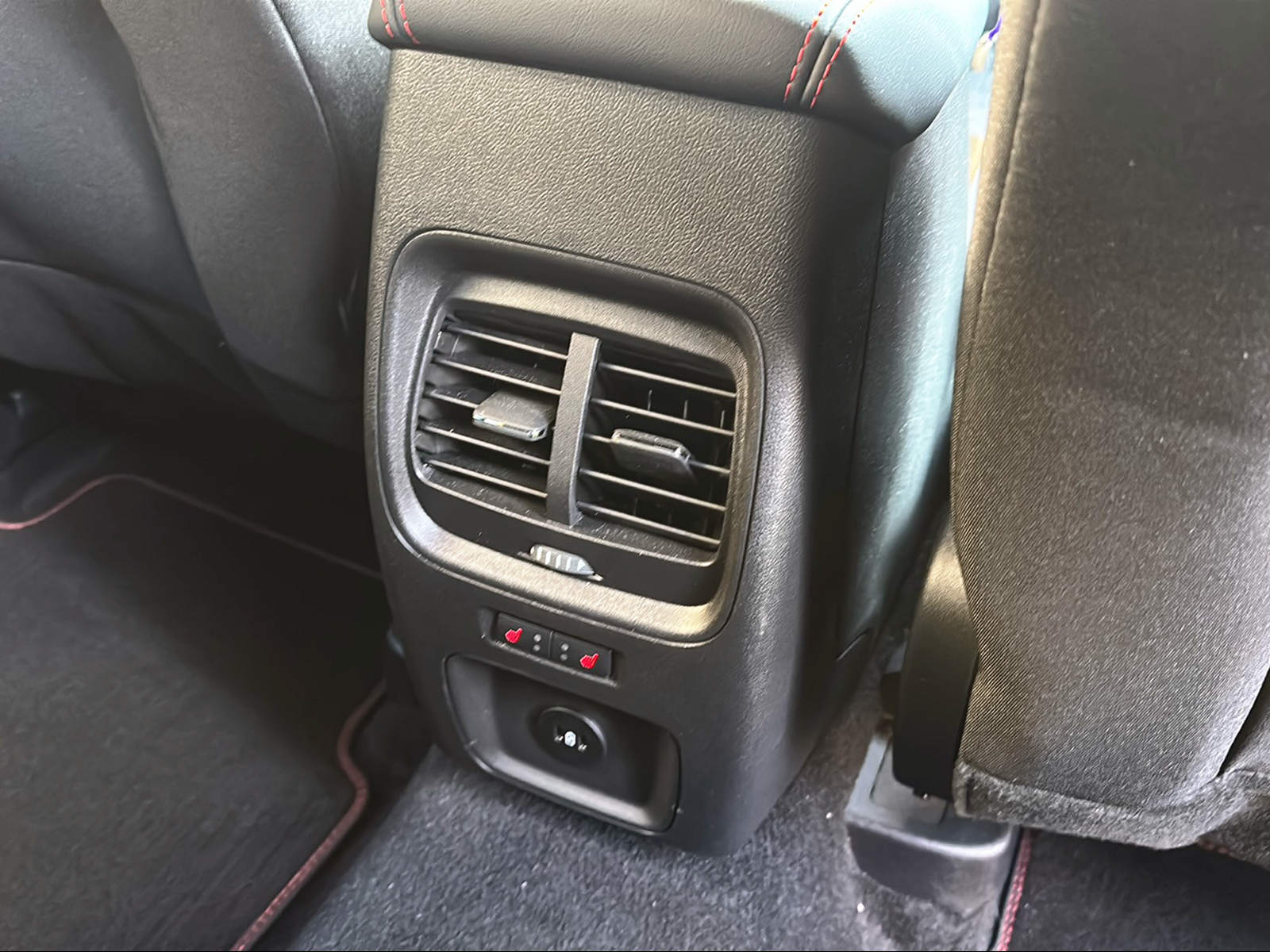 FORD Kuga 1.5 SCTi ST-Line Automat FWD-image-16
