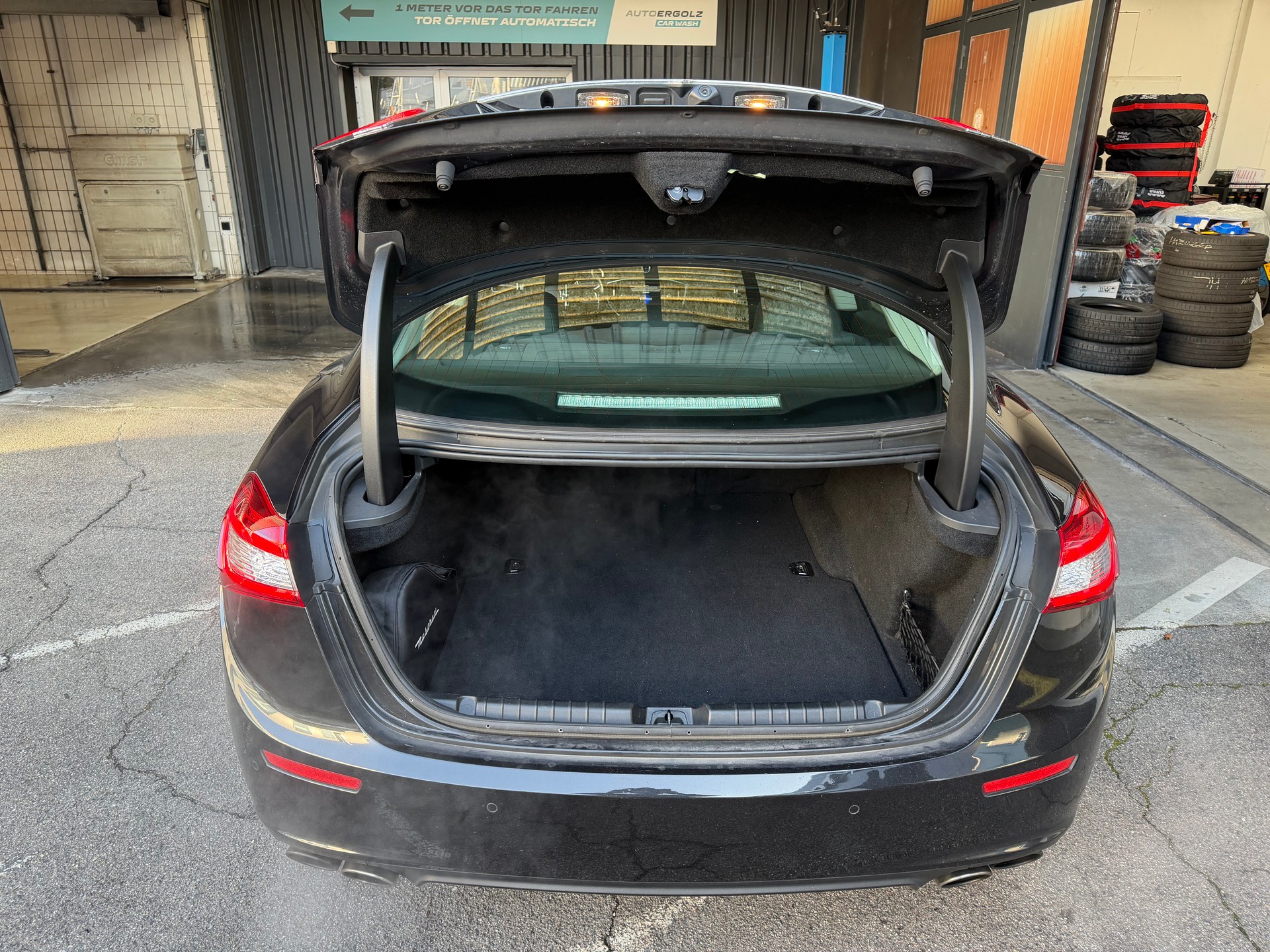 MASERATI Ghibli S Q4 3.0 V6 Automatica-image-9